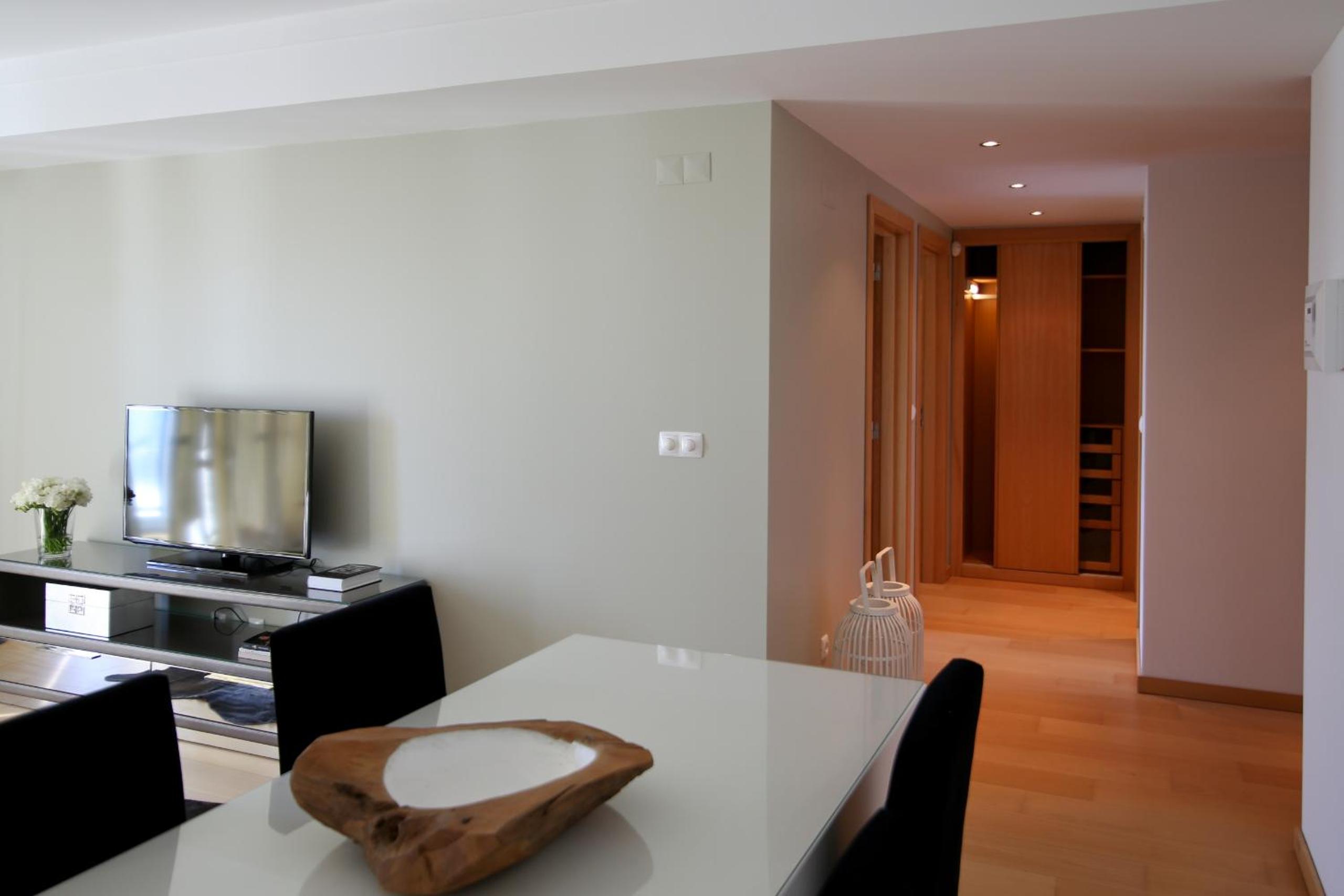 Panoramic Living