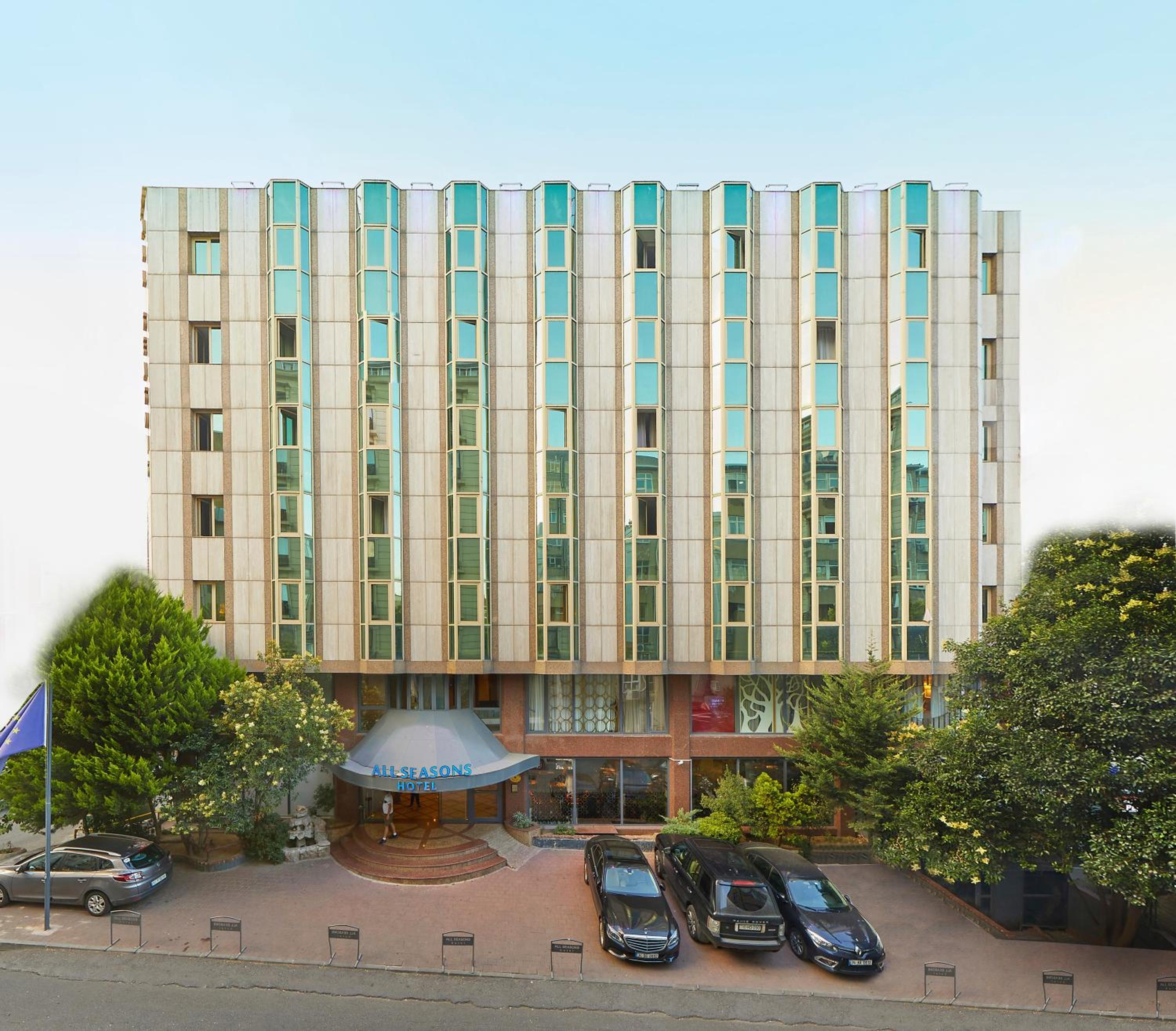 All Seasons Hotel - Image 26