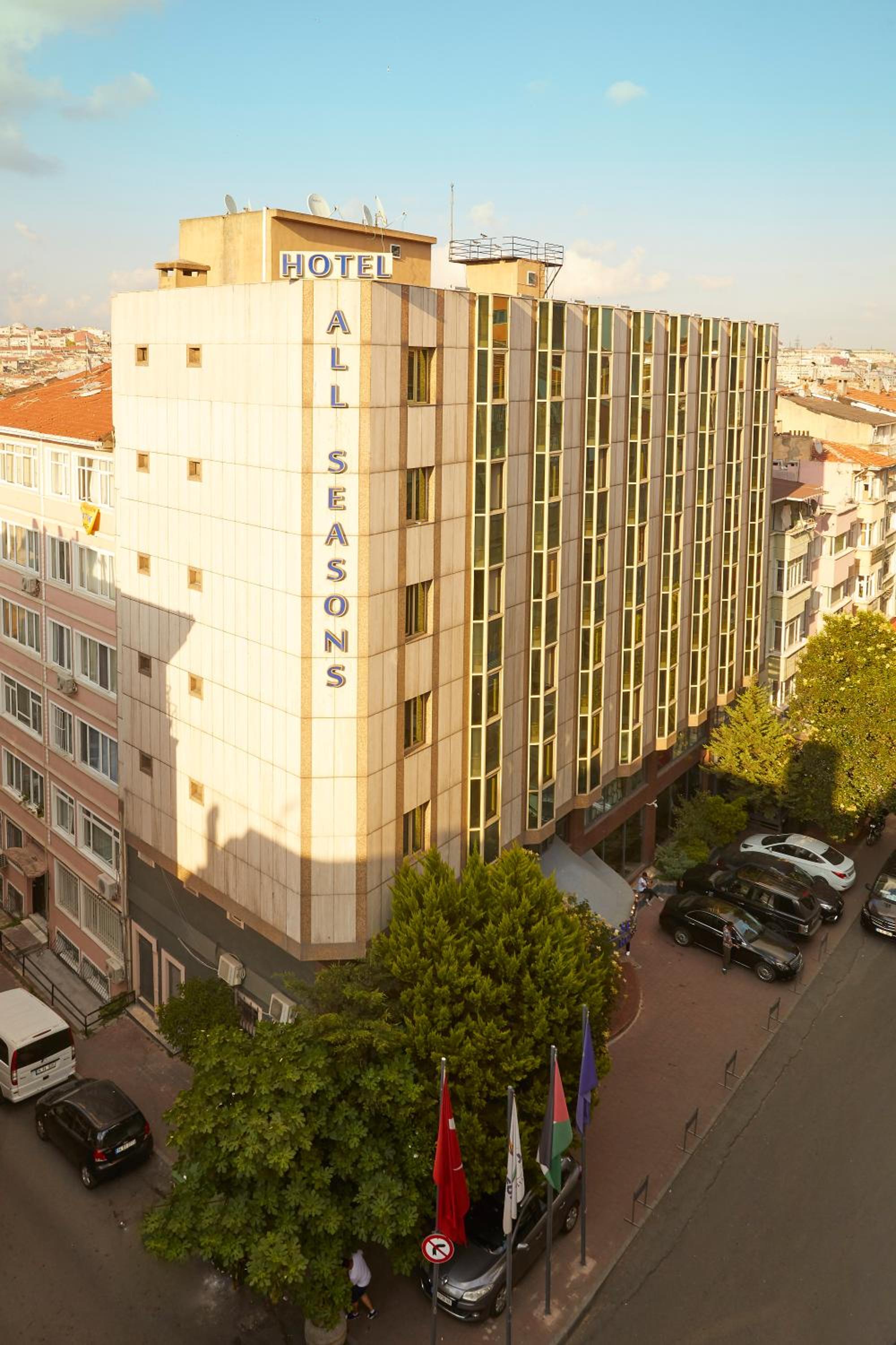 All Seasons Hotel - Image 28