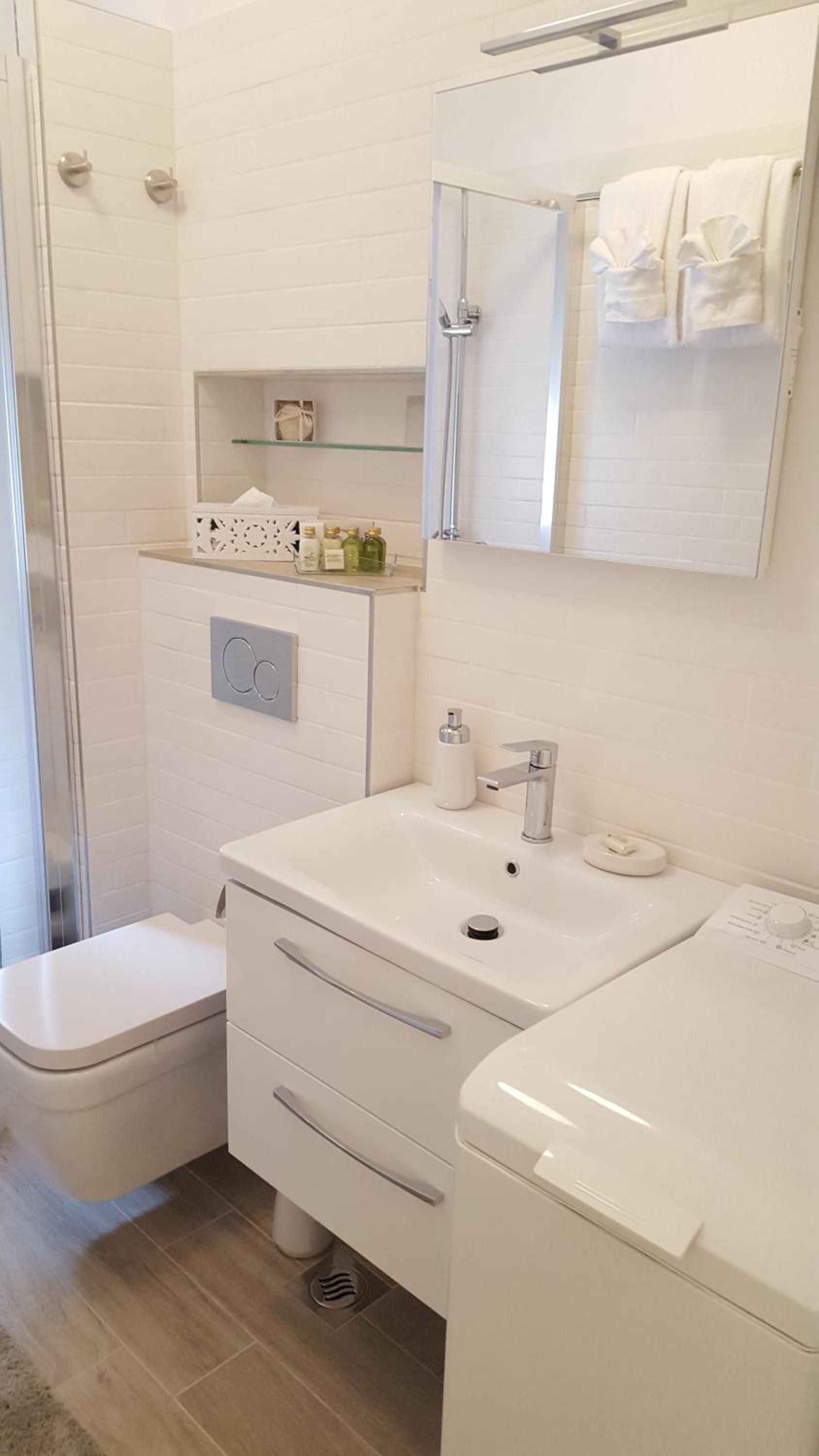 Studio Apartment Vanna - 1st row to the sea view 5
