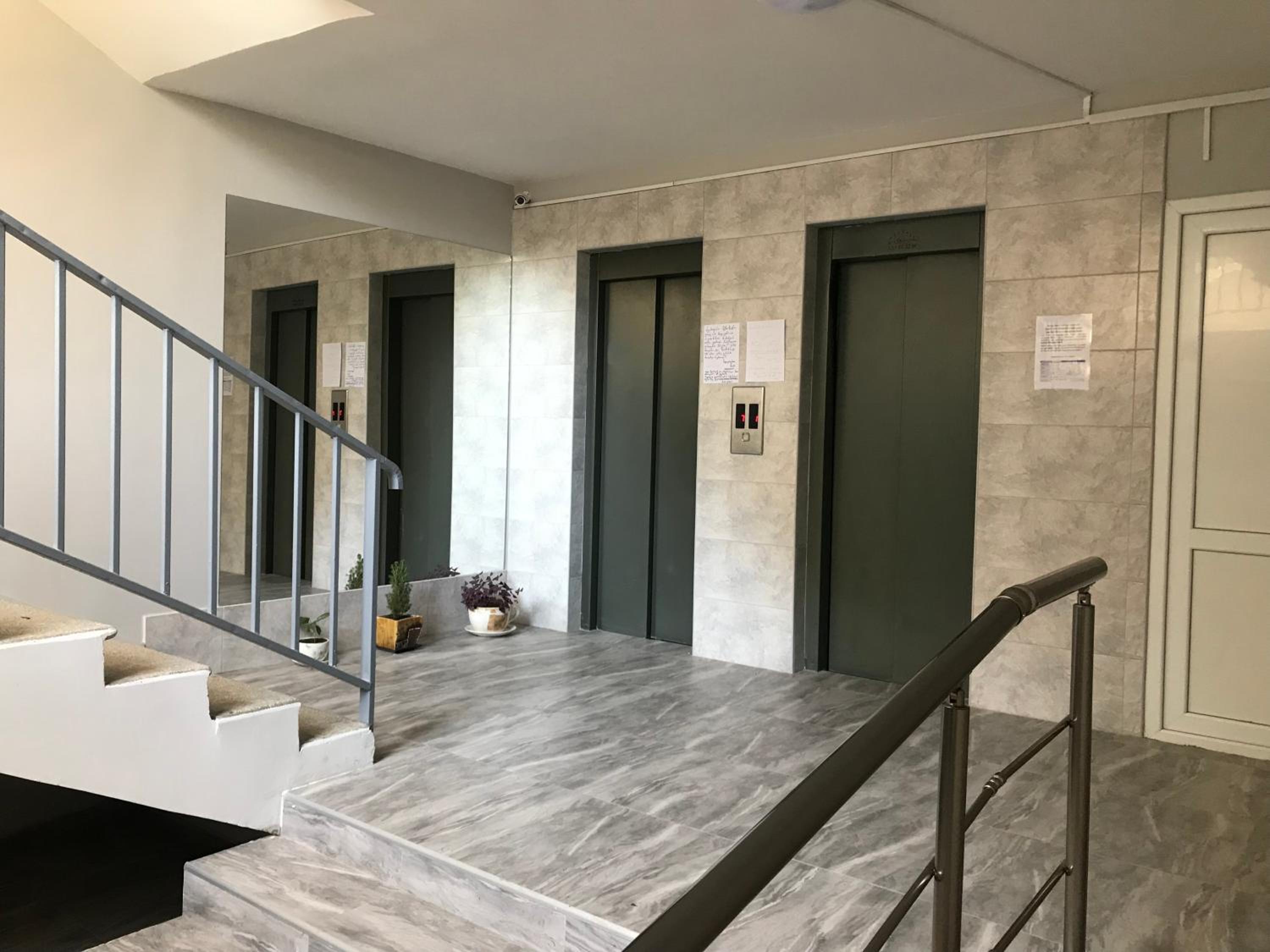 apartmen on kalandadze str view 5