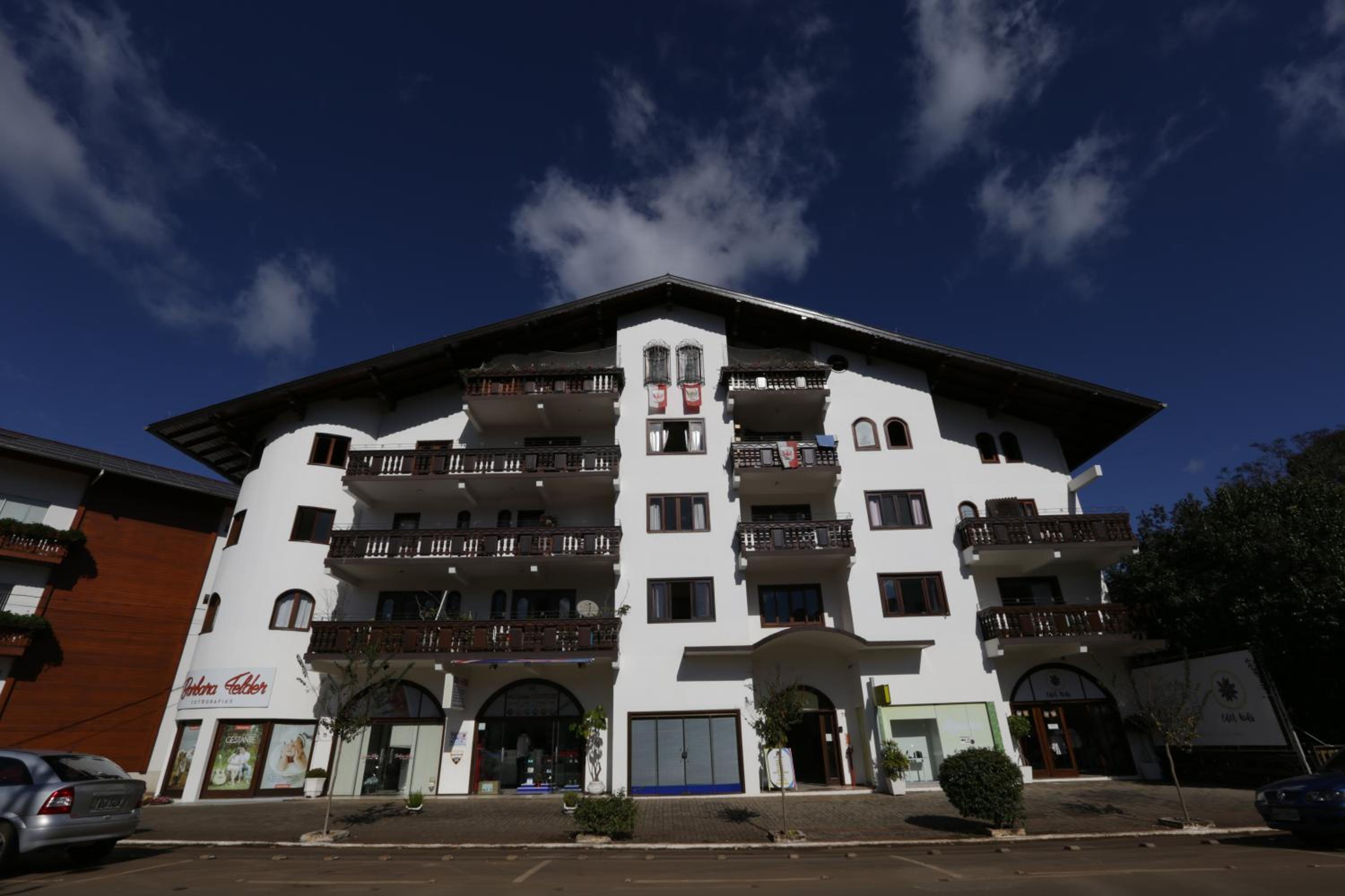 Hospedagem da Escultora