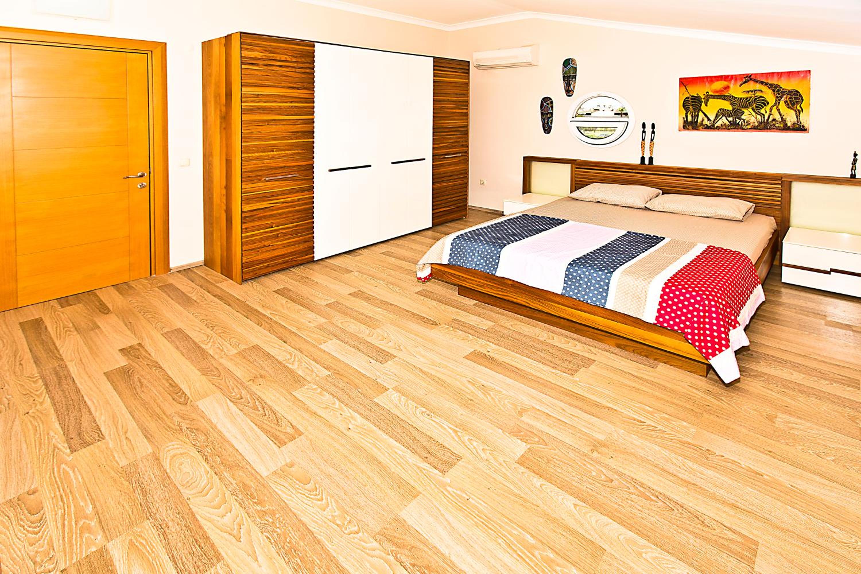 Paradise Town Villa Premium