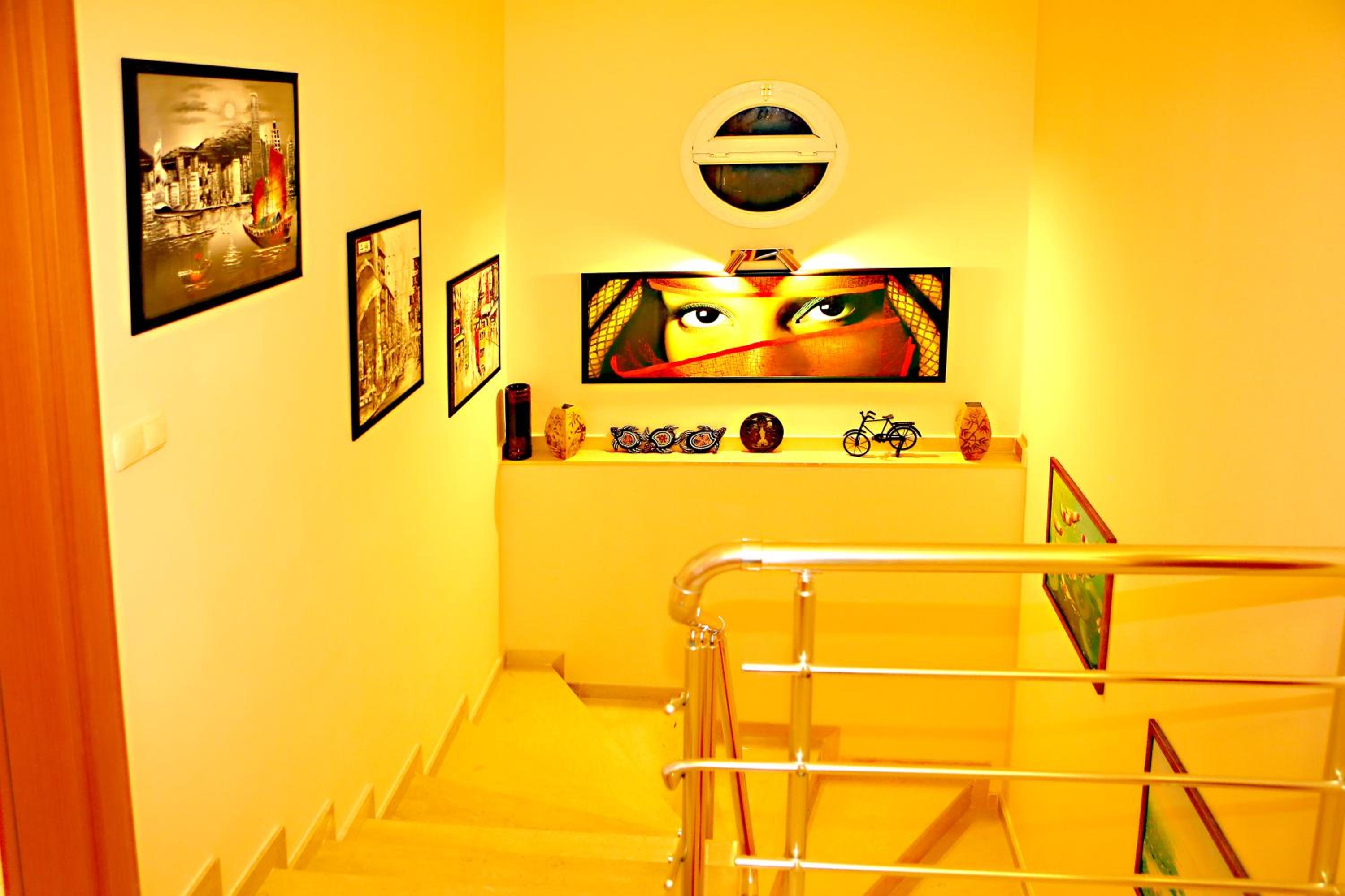 Paradise Town Villa Premium