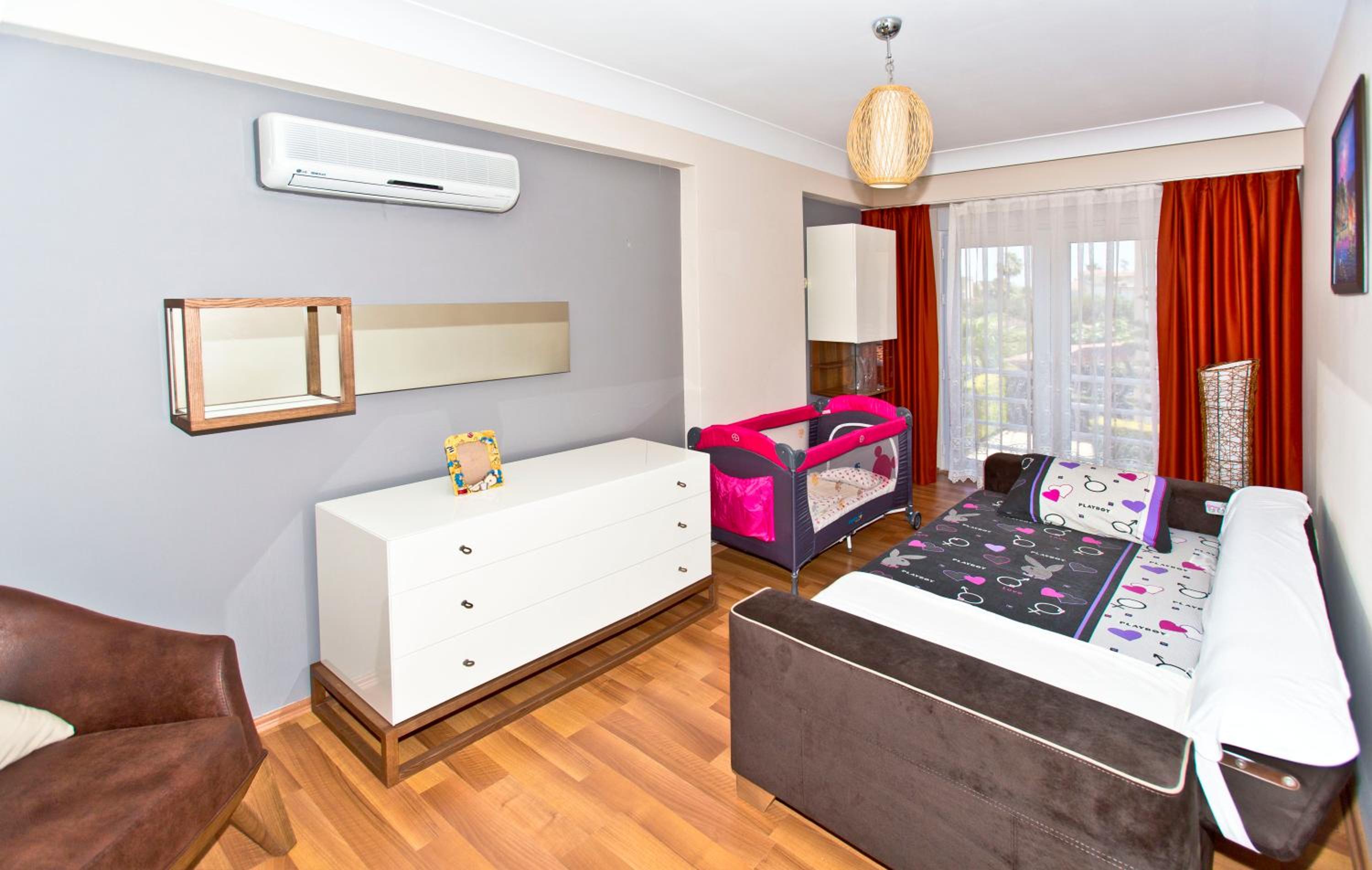 Paradise Town Villa Premium