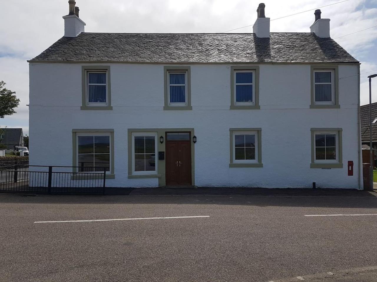 Hotel Modern 1 bed Apartment close to Campbeltown - Image 1