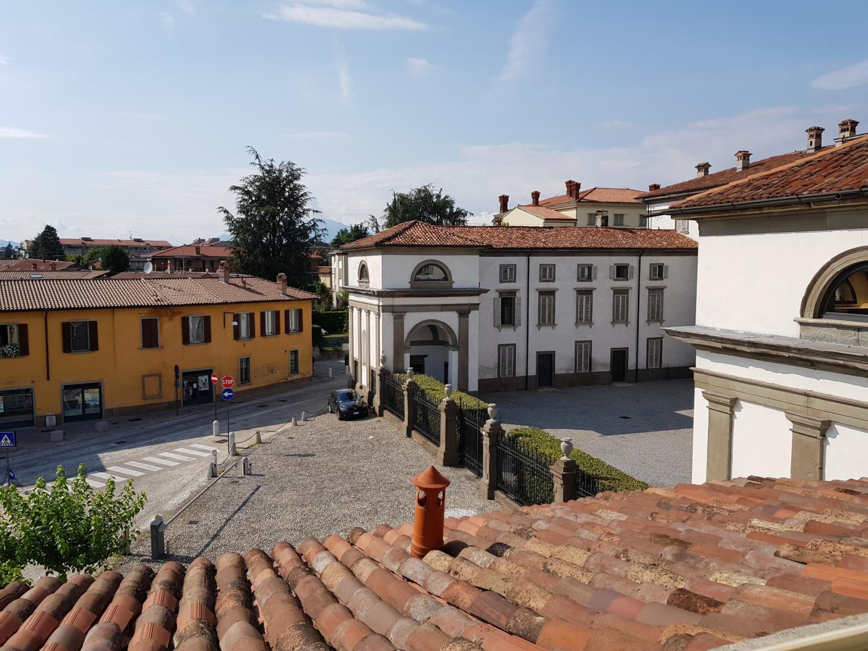 CharmeRooms Villa Moroni view 5