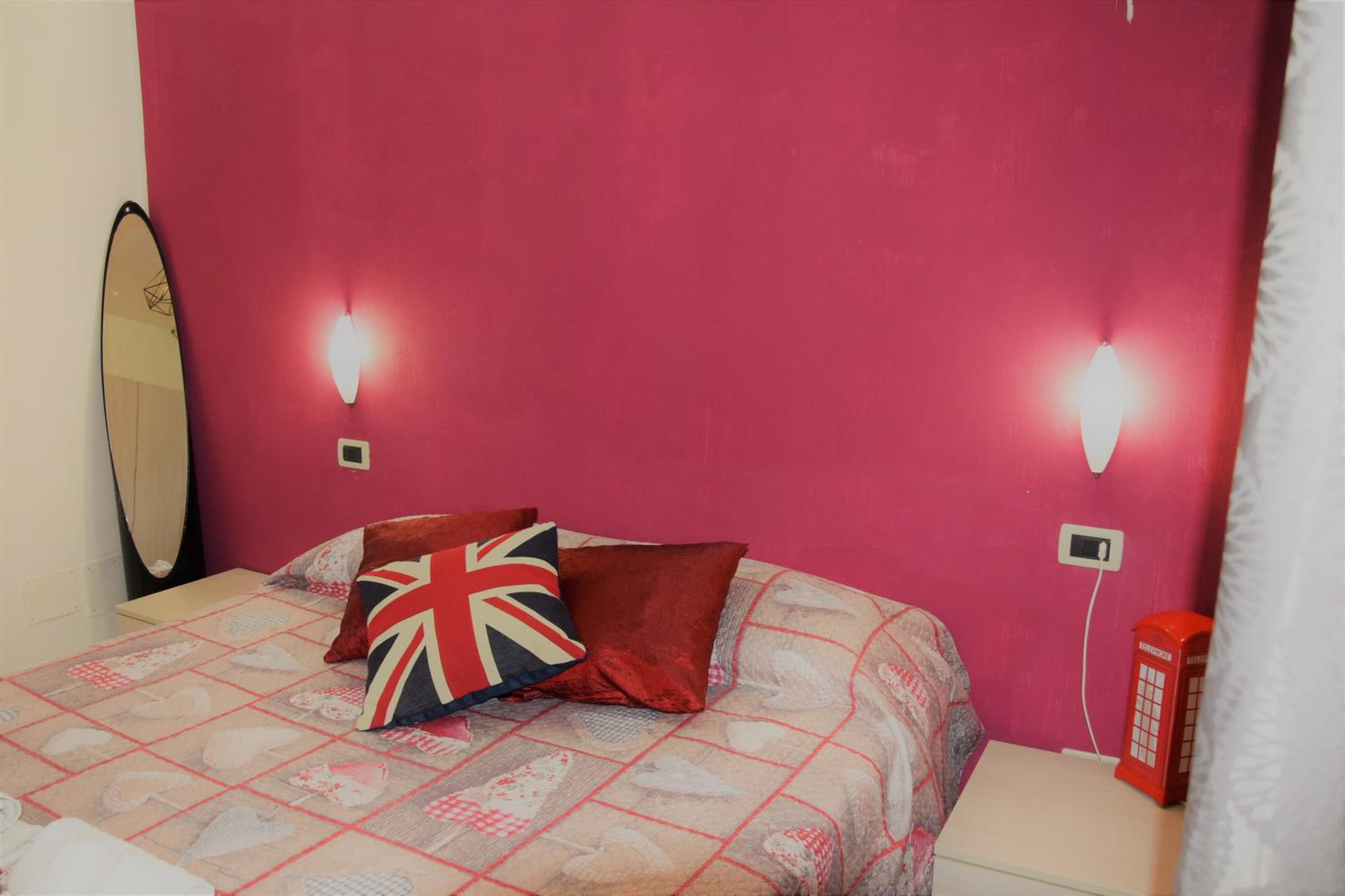 City en Fondi — hotel room