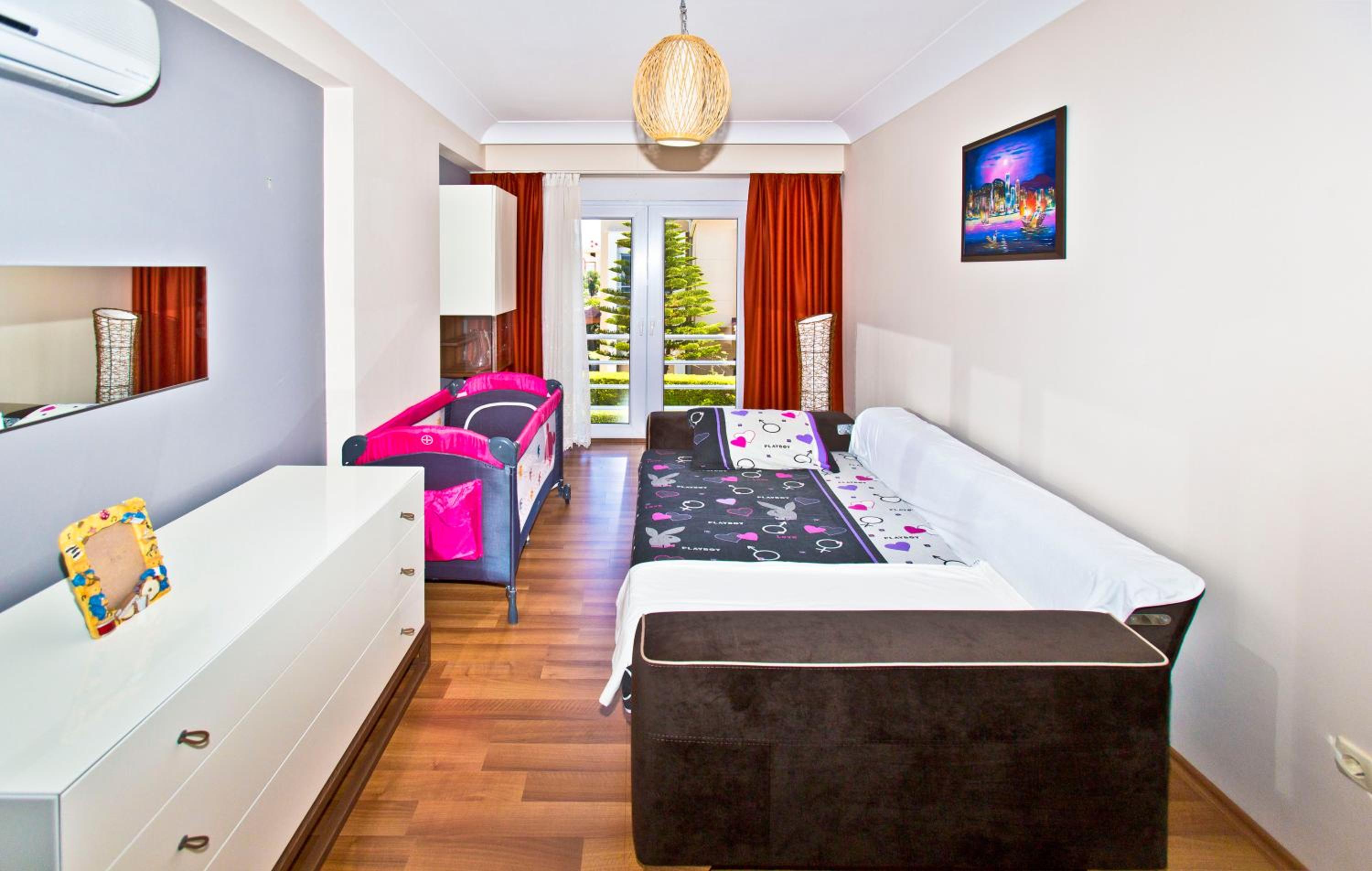 Paradise Town Villa Premium