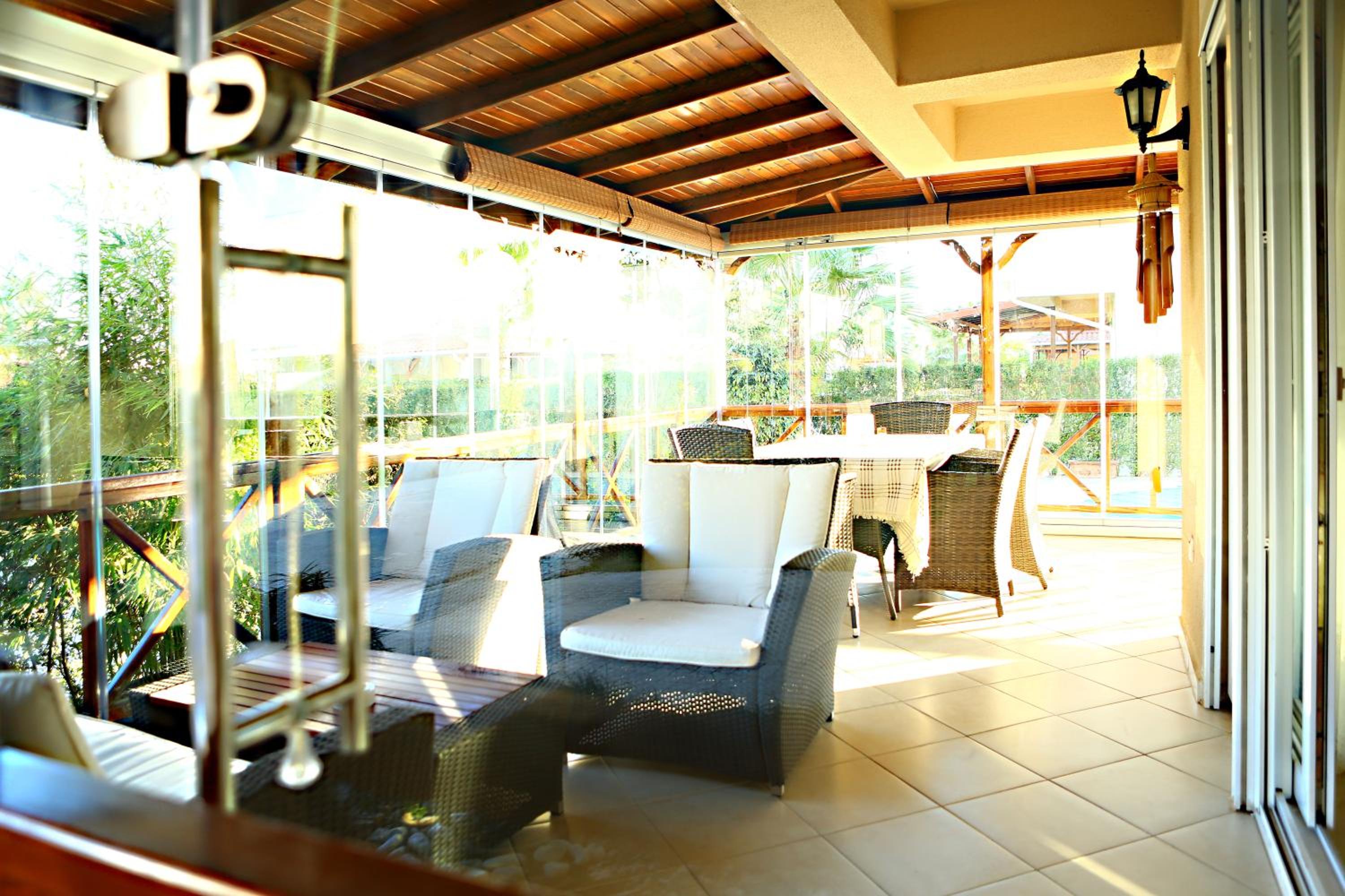 Paradise Town Villa Premium