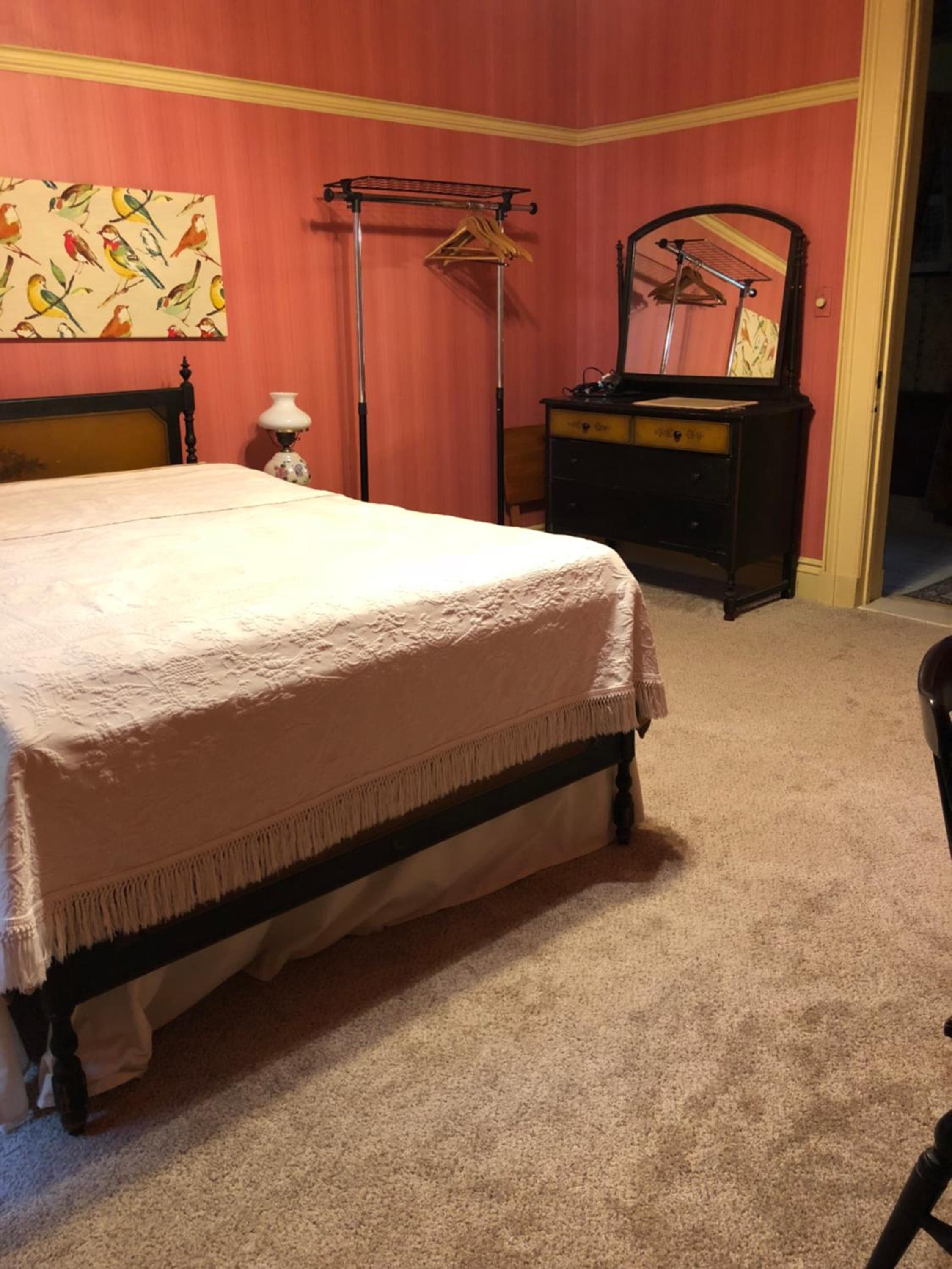 Rutland Vacations - Antique Mansion B  B - Property Image 18