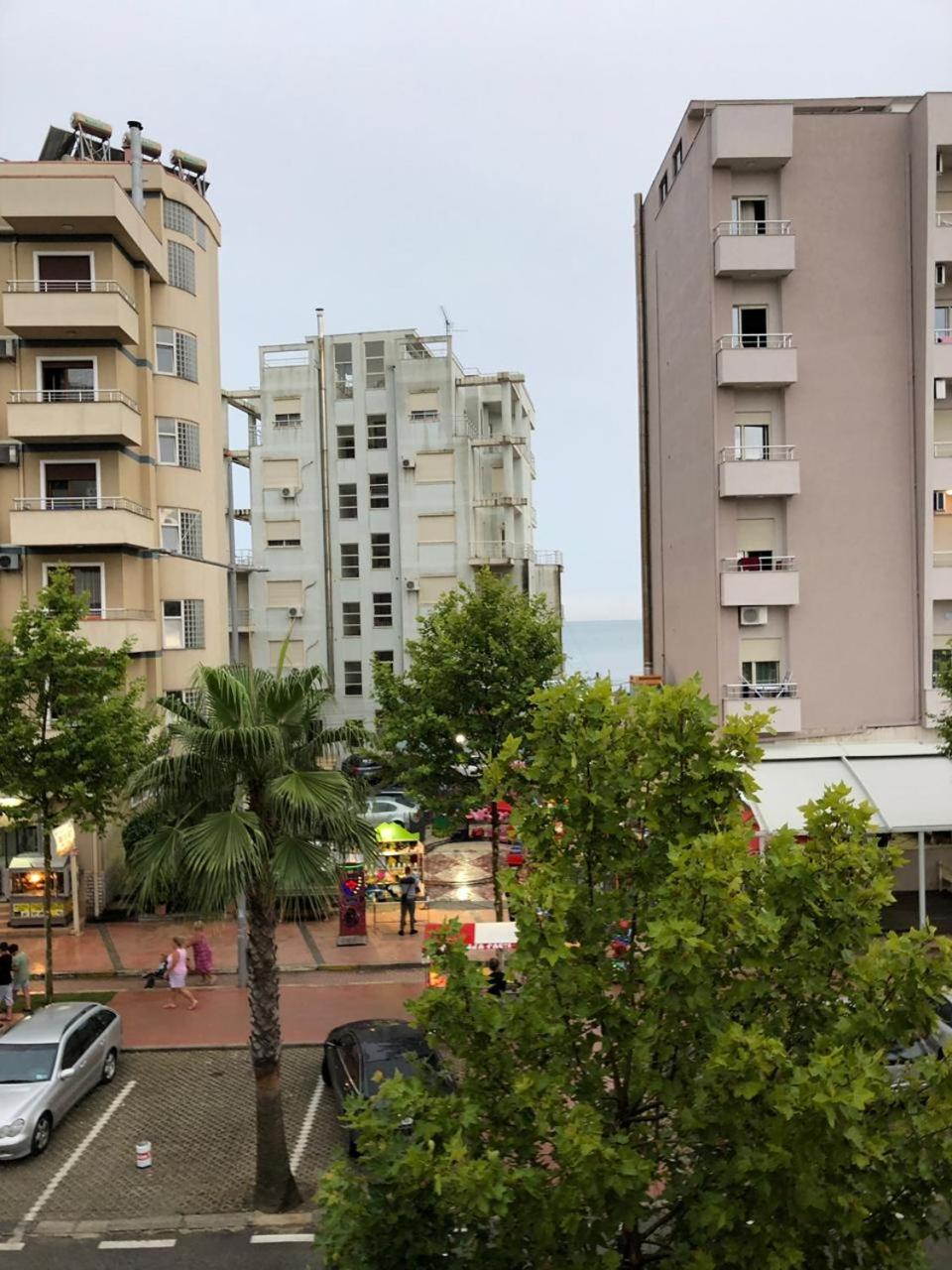 Vogli's House Apartments & Rooms