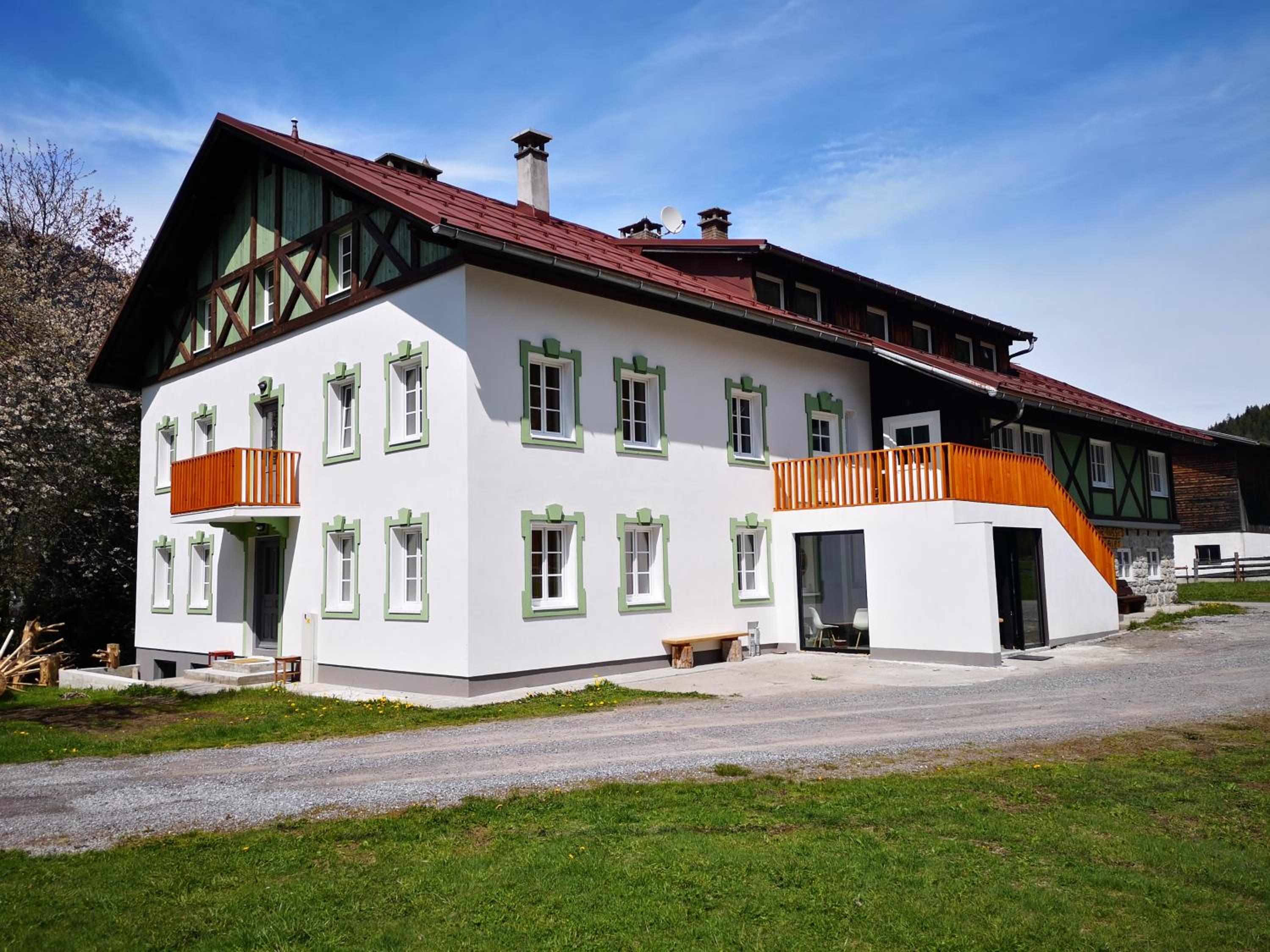 De Nussi's Chalet 1