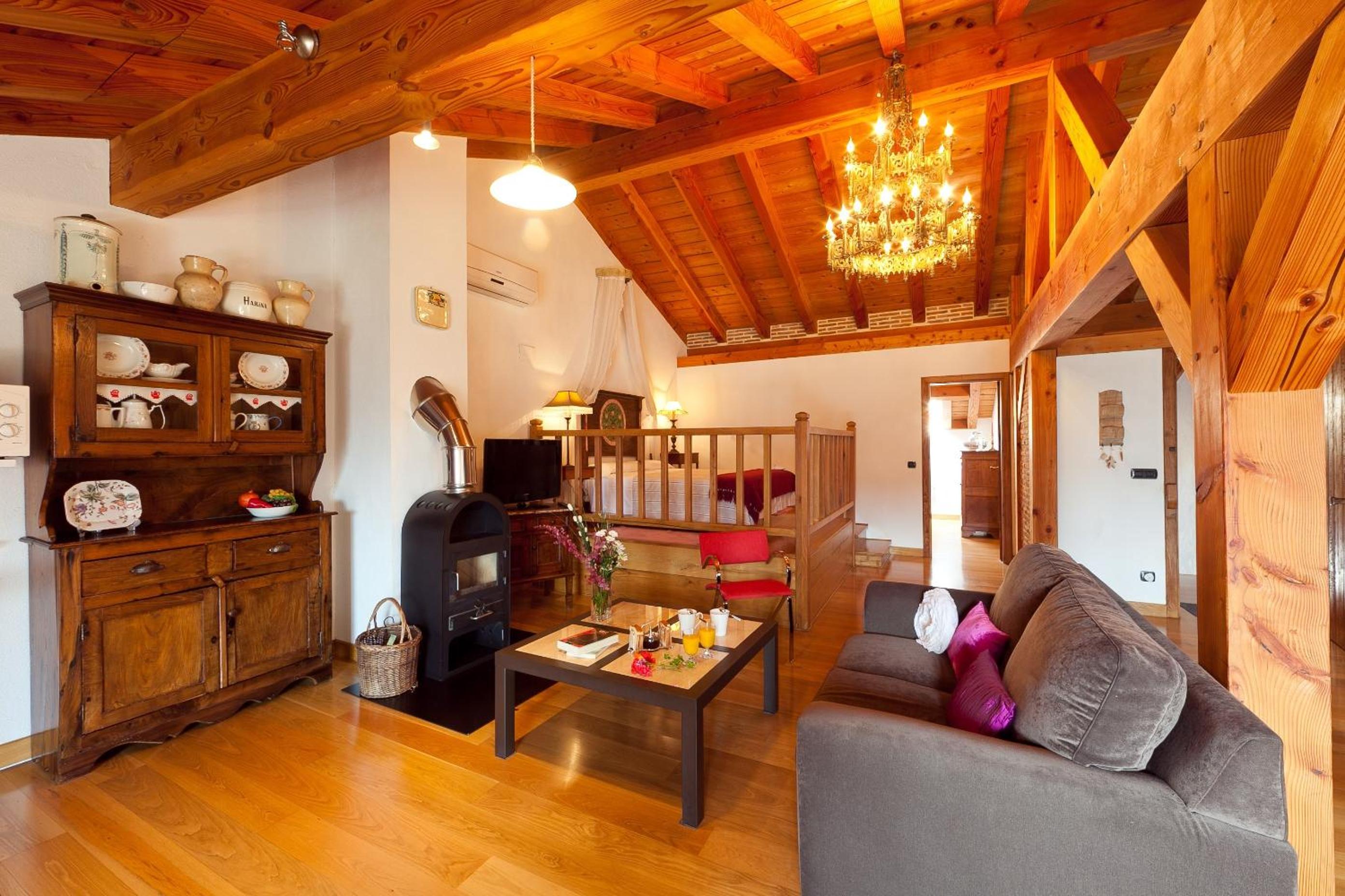 Apartamentos Ea Astei
