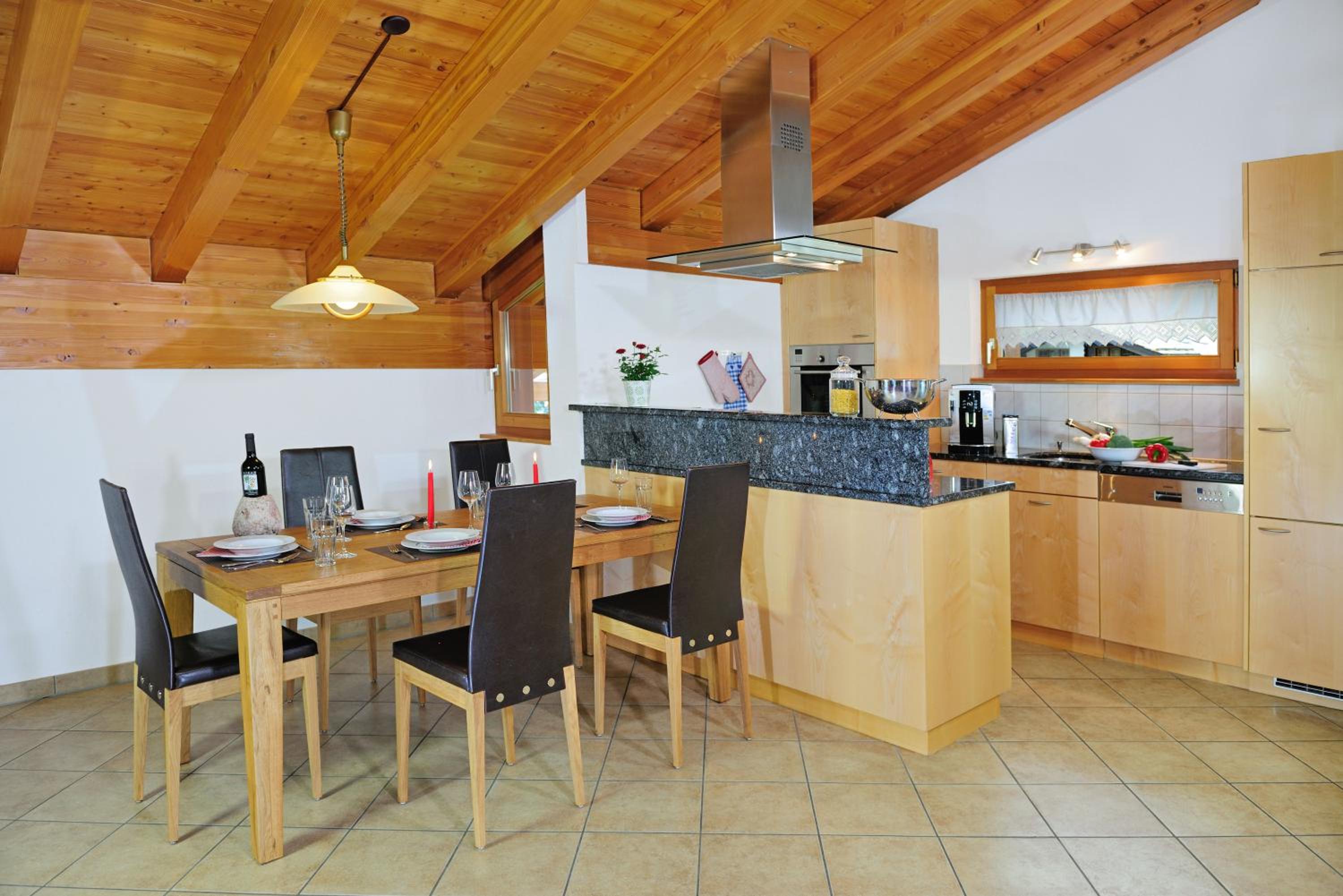 Chalet Z`Wichjehüs view 3