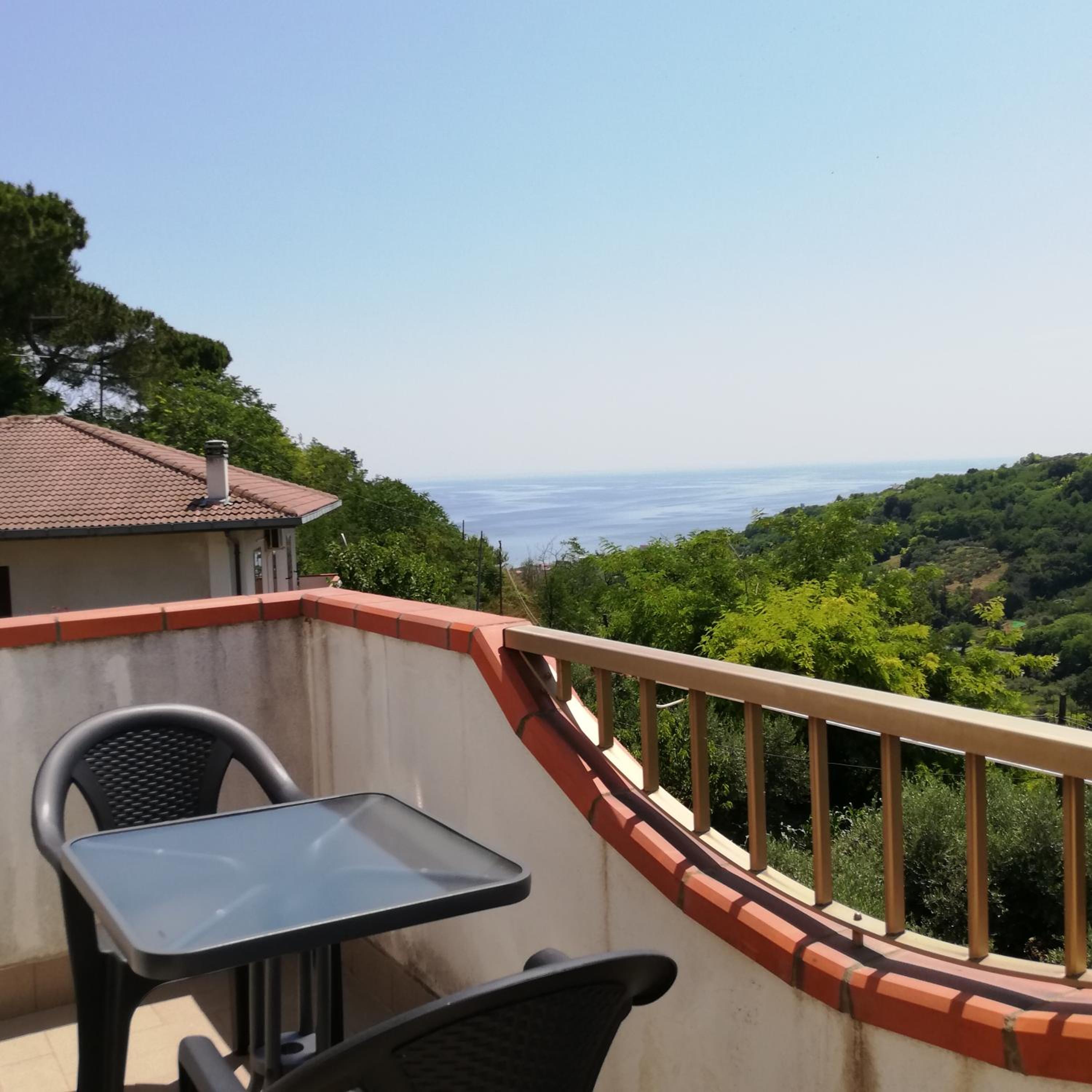 Bed and Breakfast House Relax view 3