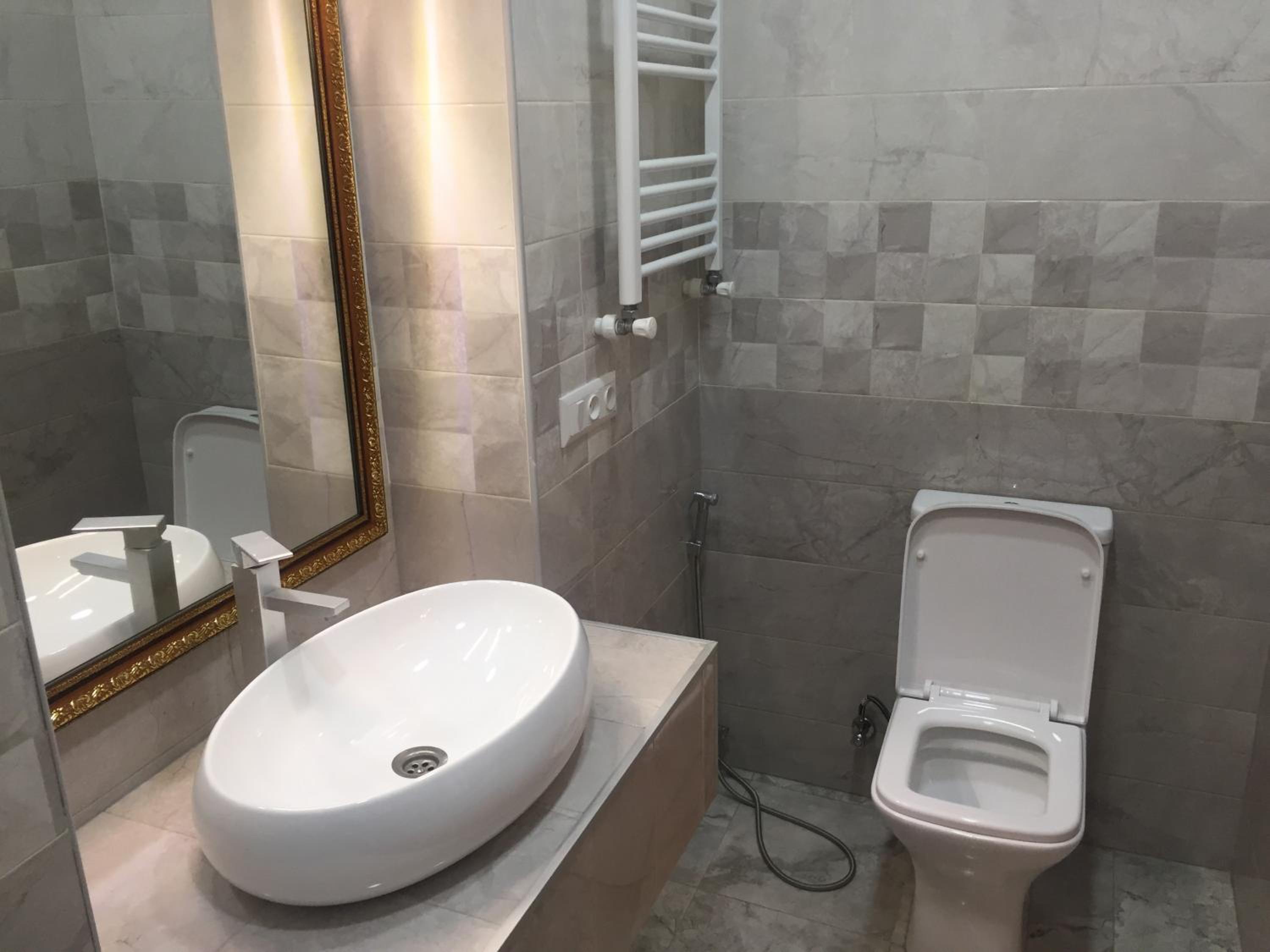 HOTEL COMFORT