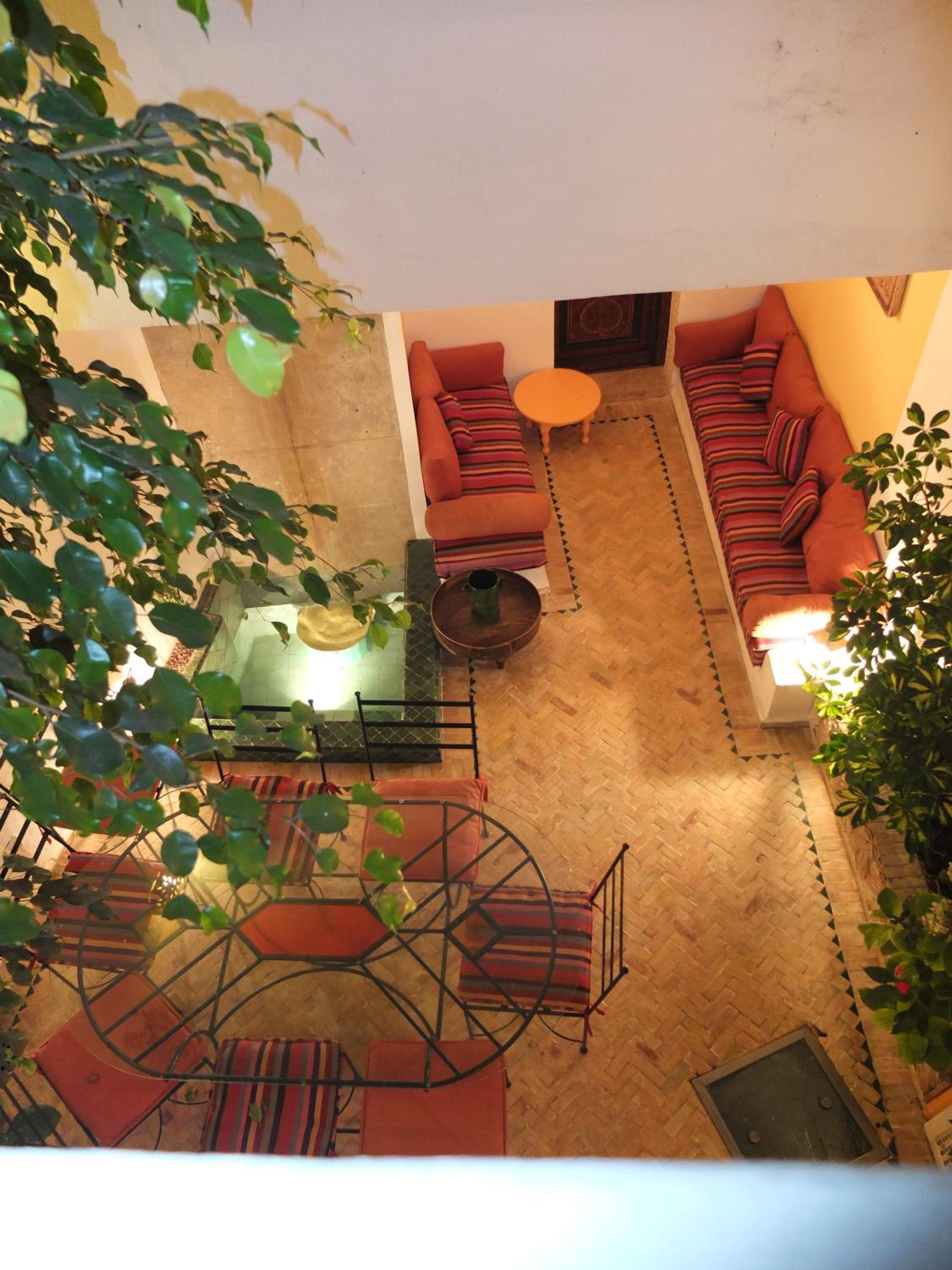 lounge