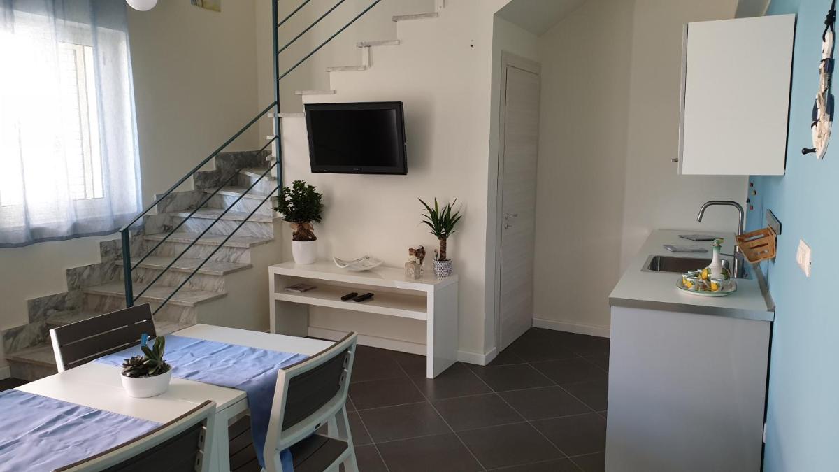 Marina bay house photo 1