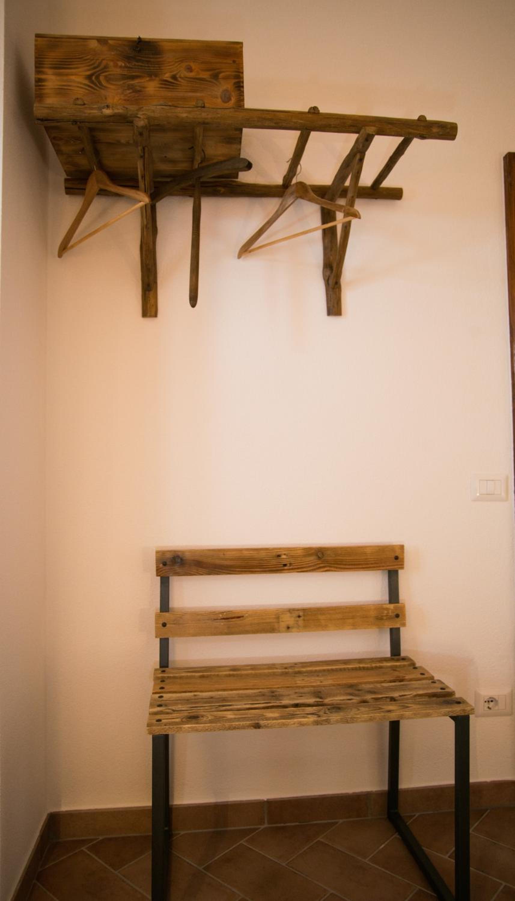 Photo 33
