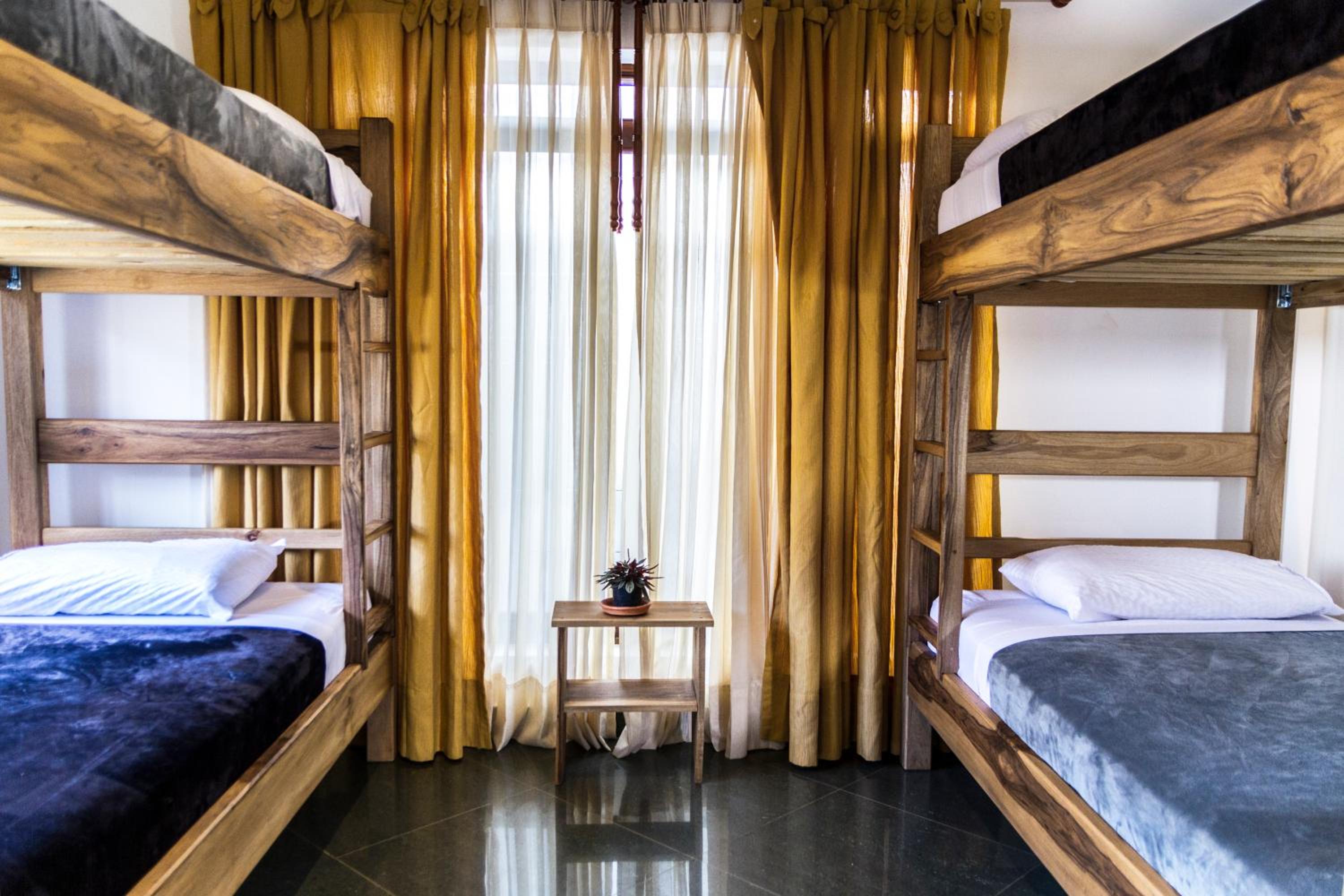 Nibiru Hostel