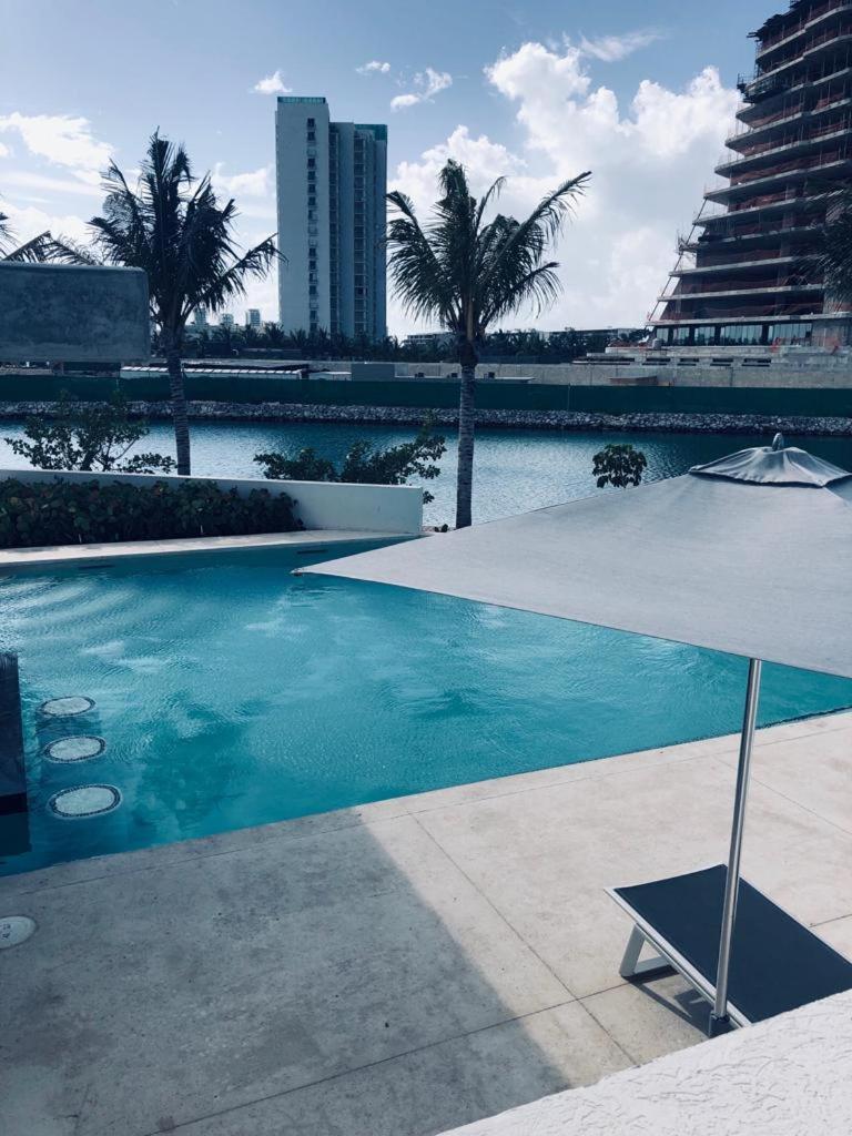 CANCUN MARINA CONDOS Hotel Zone