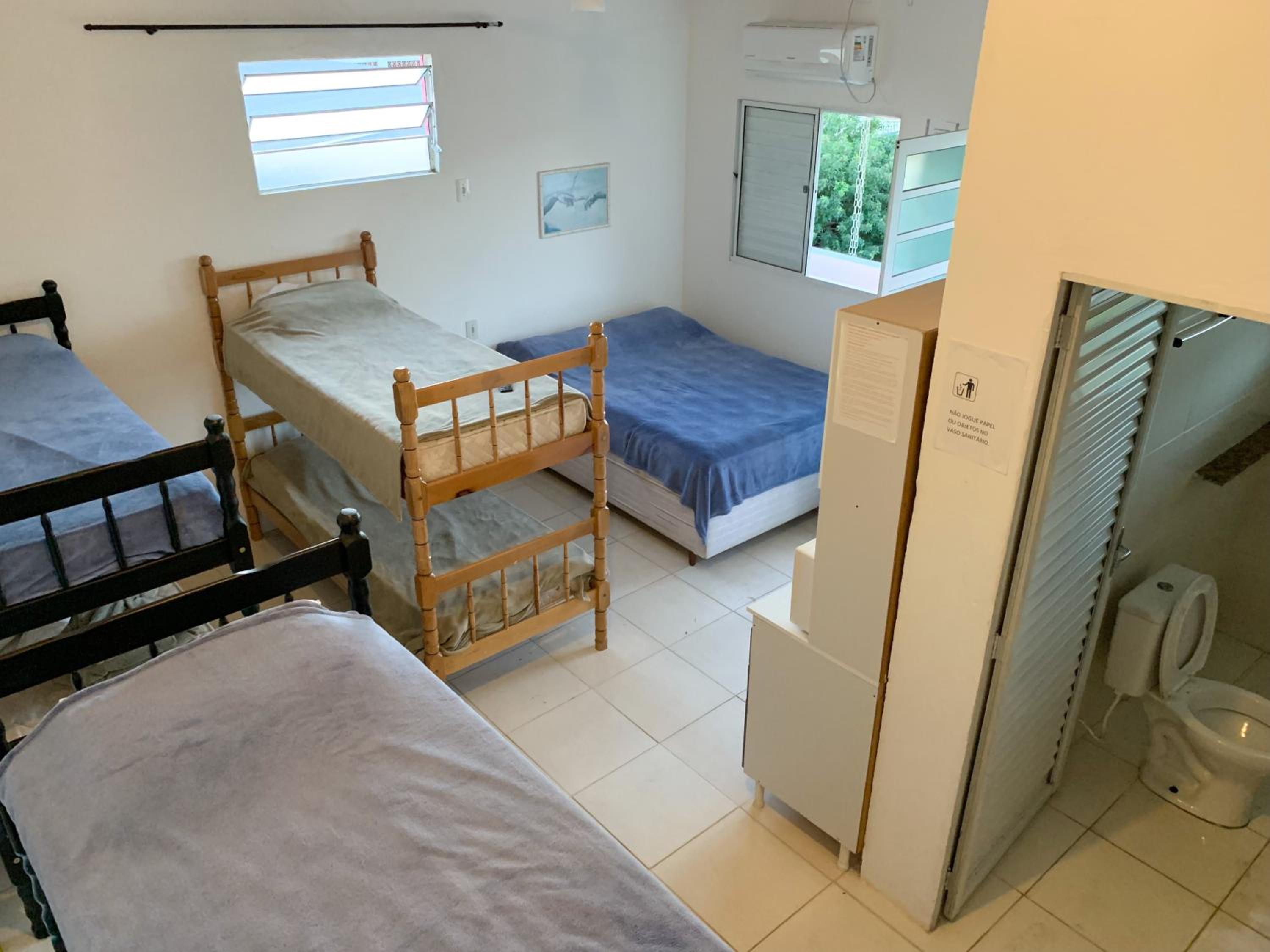 AymuraY Hostel e Pousada