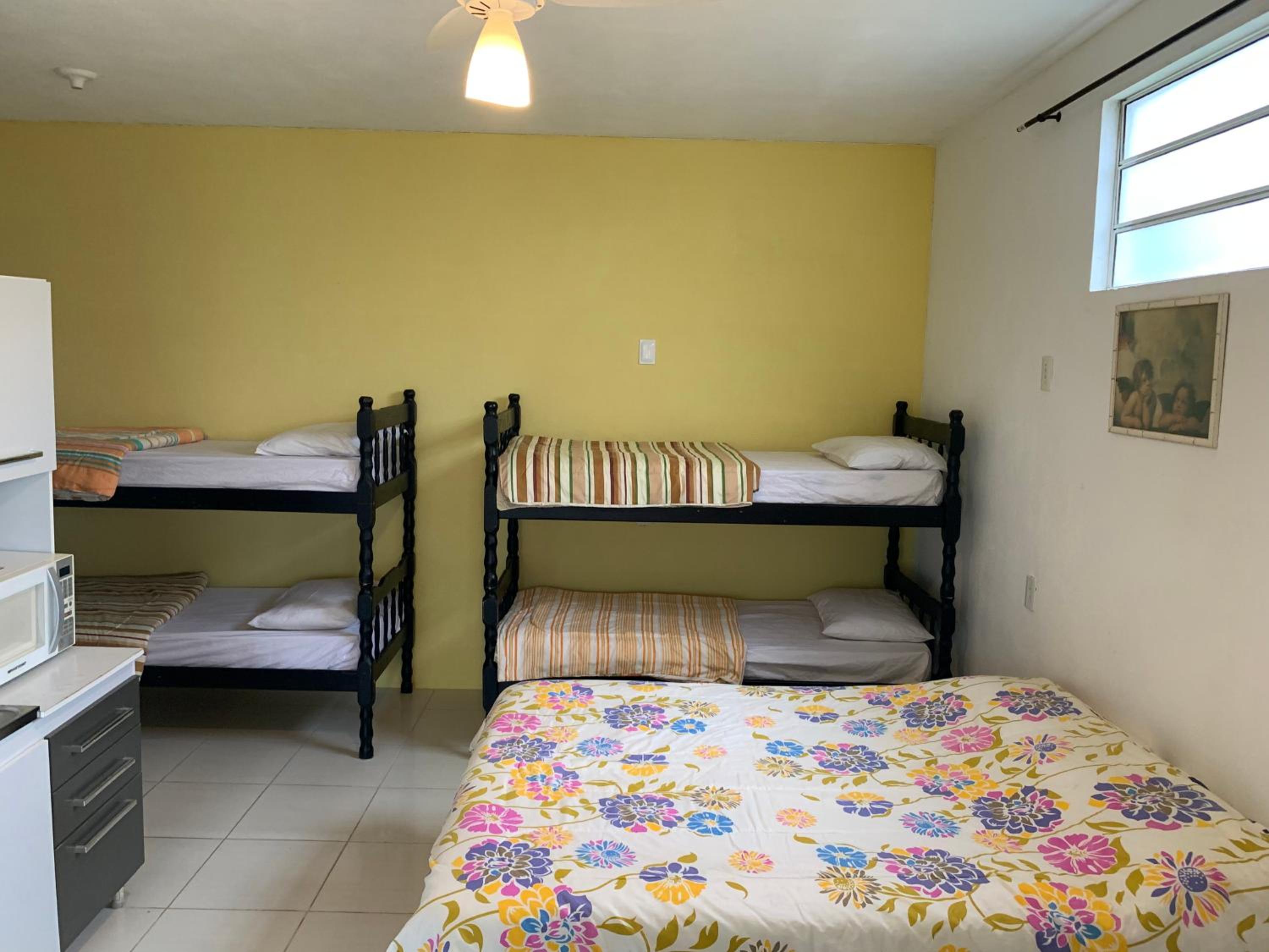 AymuraY Hostel e Pousada