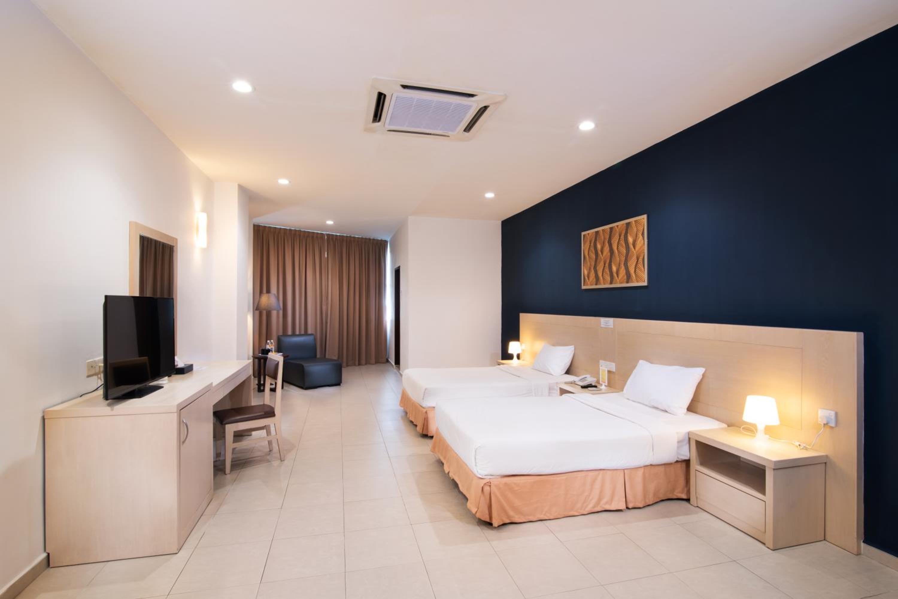 Golden View Serviced Apartments