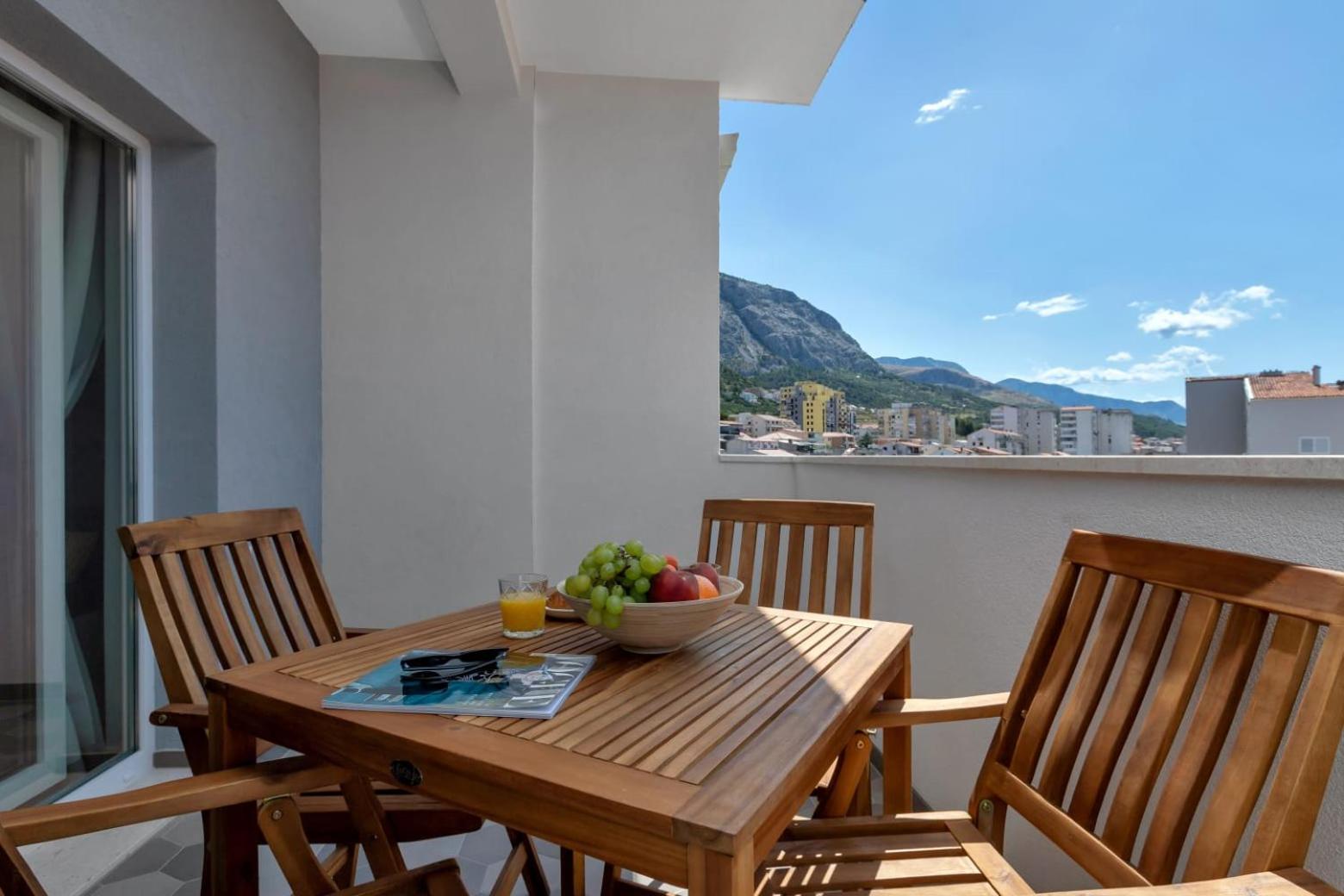 Apartment Teraca view 2