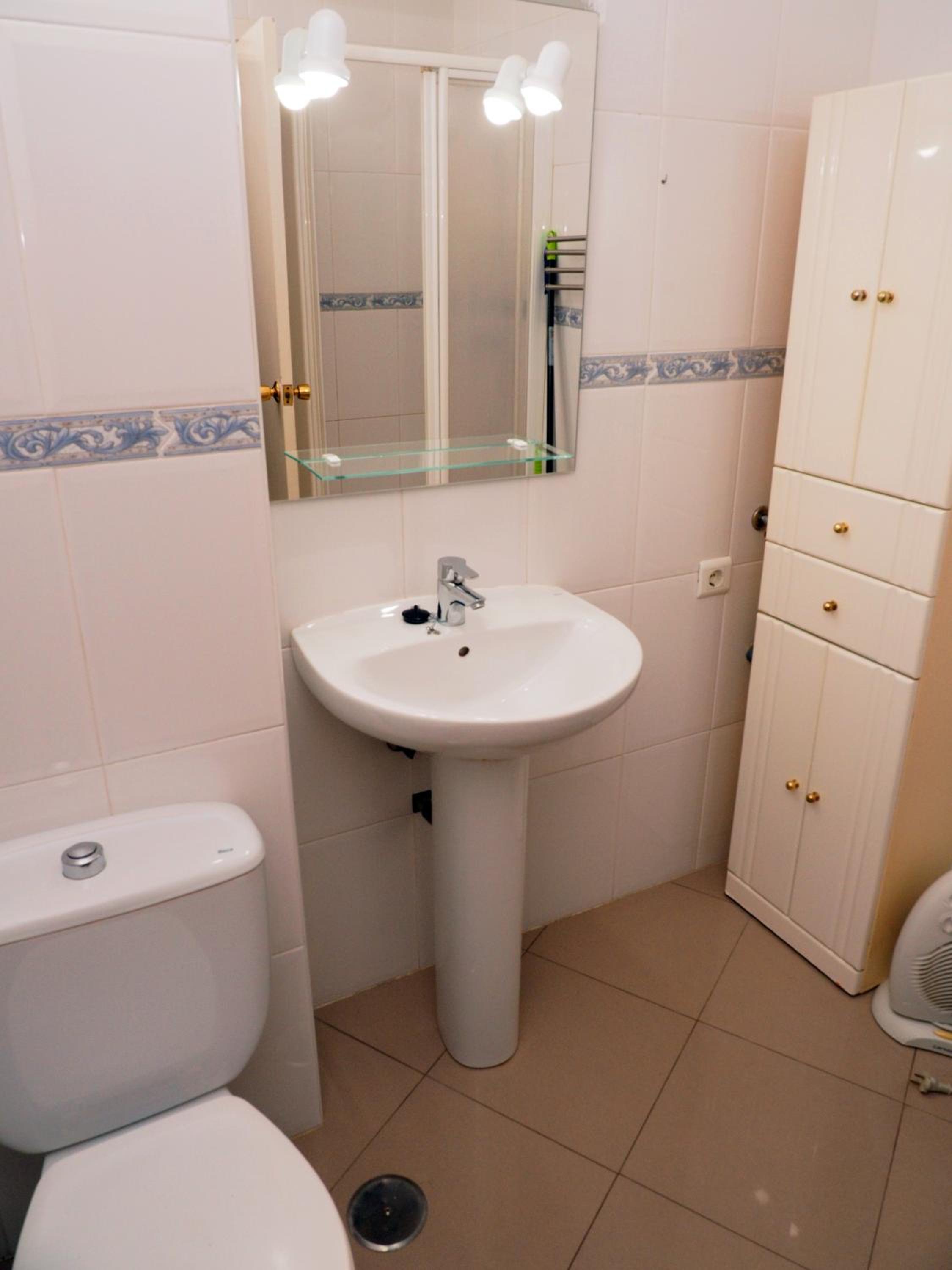 Apartamentos Intercentro Algarrobo-Costa APARTAMENTOS TURÍSTICOS -INMOBILIARIA