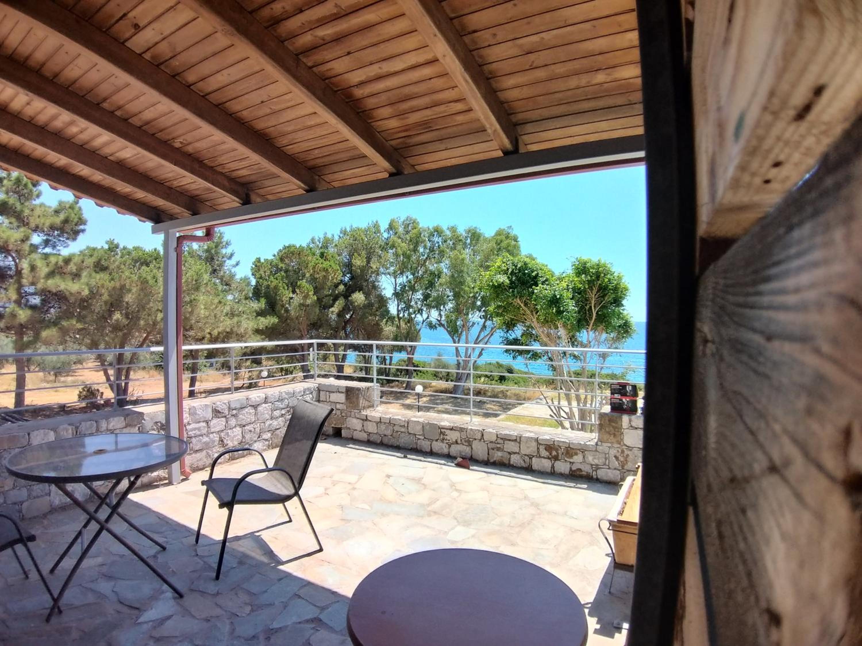 Maniatiko Rooms view 3