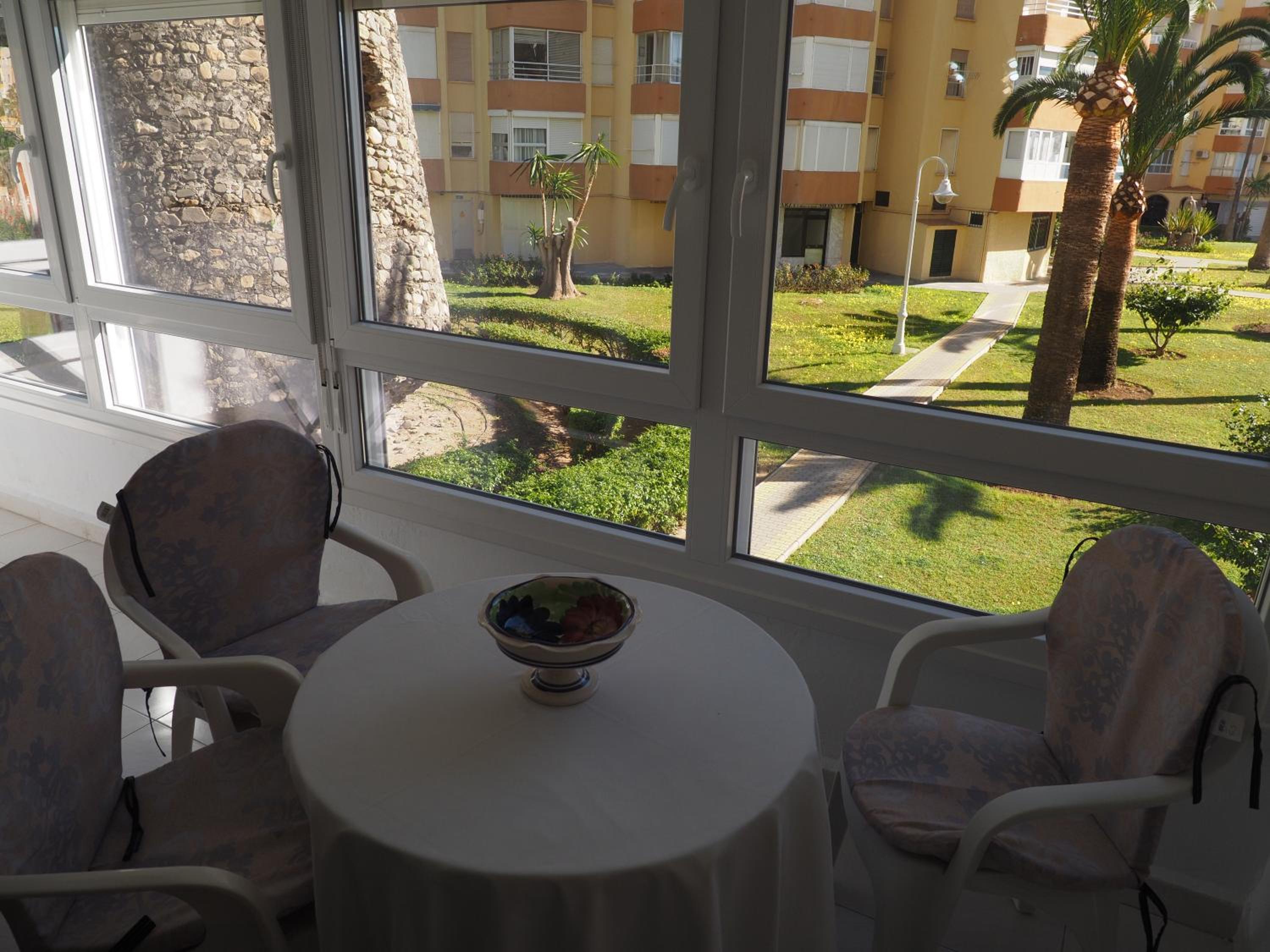 Apartamentos Intercentro Algarrobo-Costa APARTAMENTOS TURÍSTICOS -INMOBILIARIA