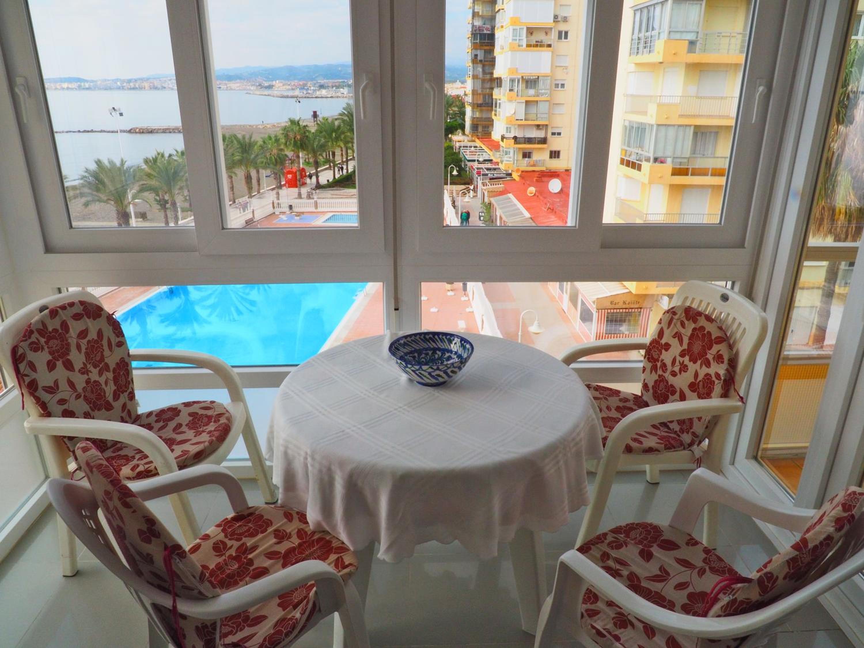 Apartamentos Intercentro Algarrobo-Costa APARTAMENTOS TURÍSTICOS -INMOBILIARIA