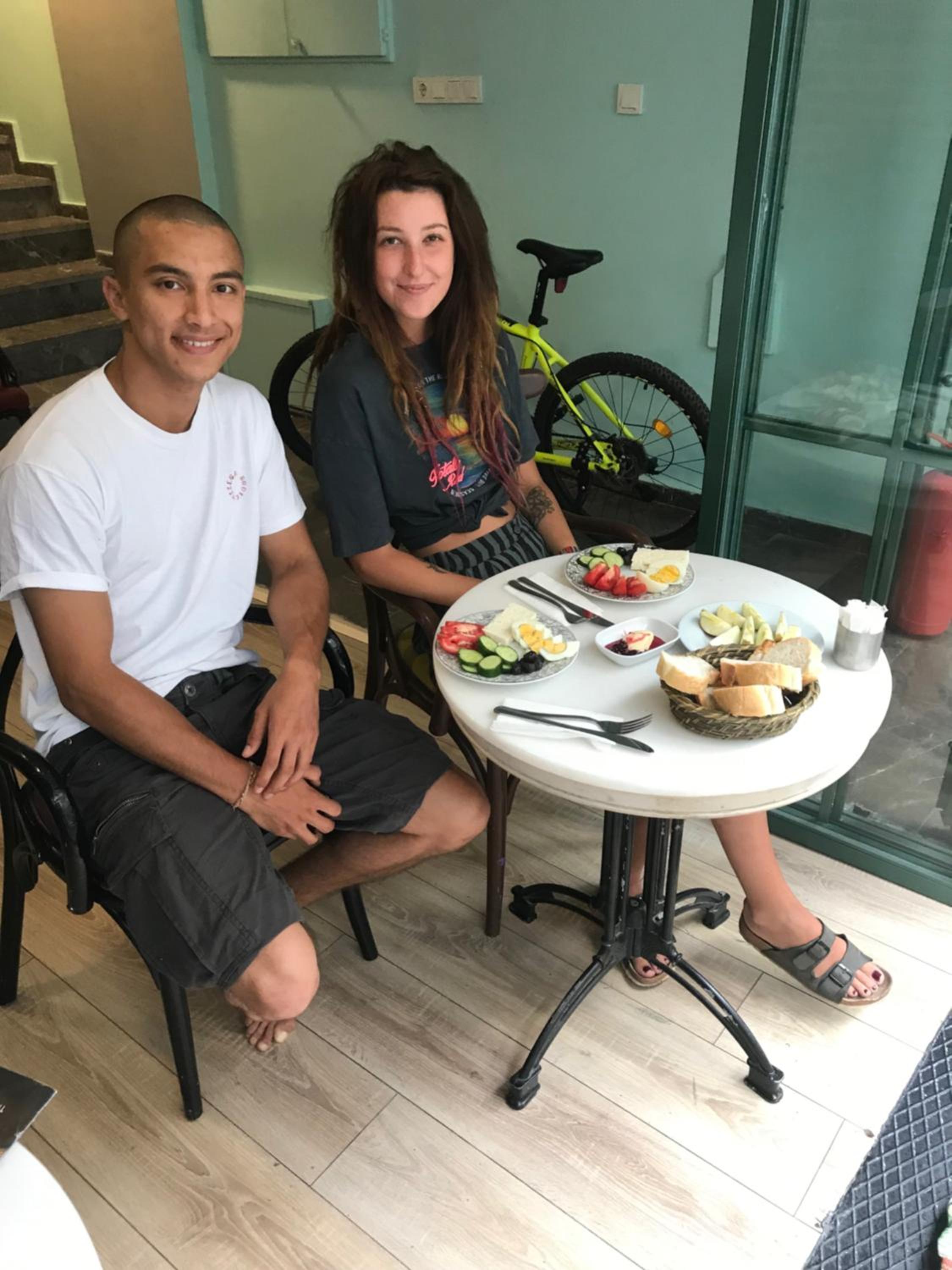 YOLO Hostel