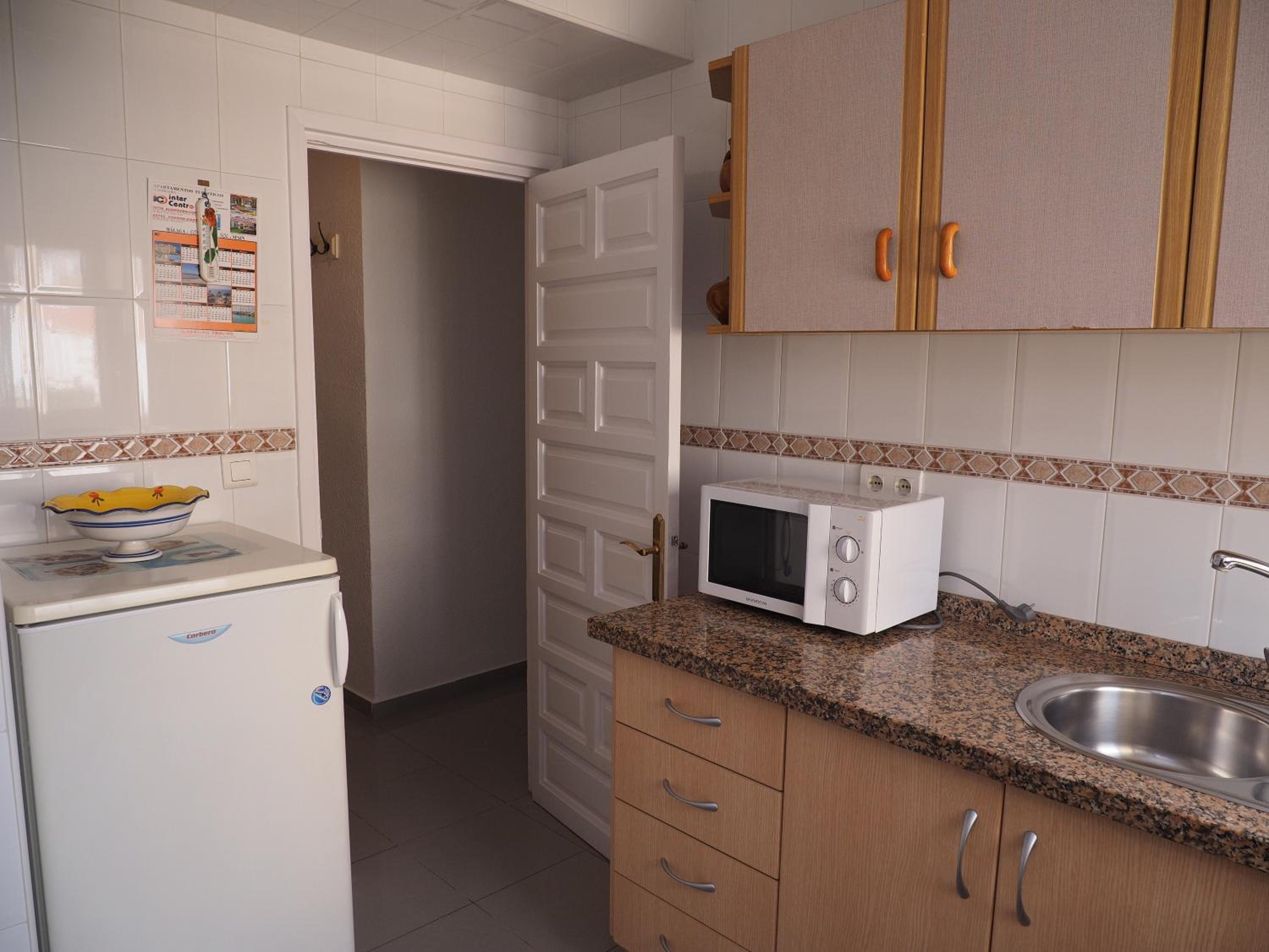 Apartamentos Intercentro Algarrobo-Costa APARTAMENTOS TURÍSTICOS -INMOBILIARIA