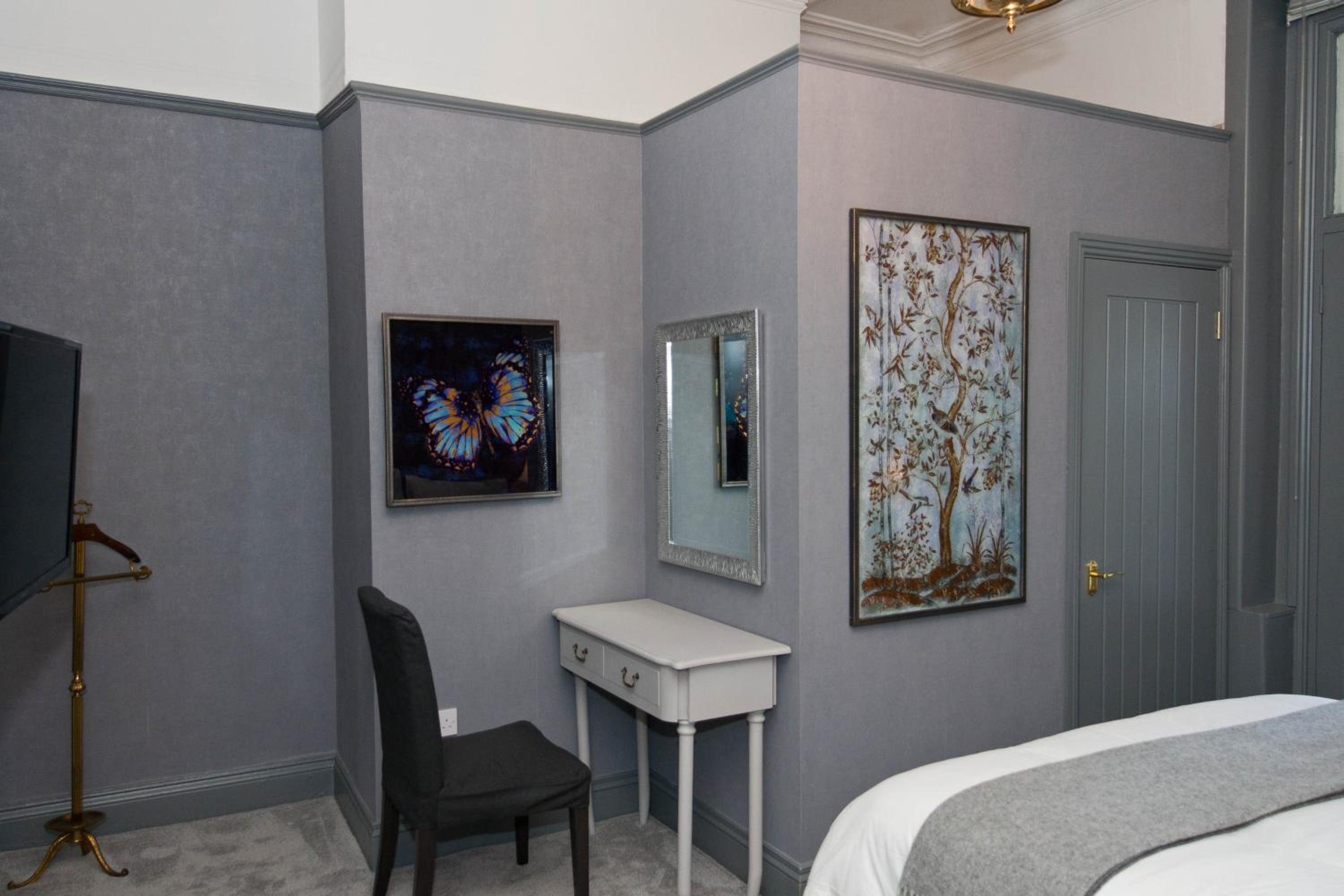 2 Minutes from Drumcondra Station