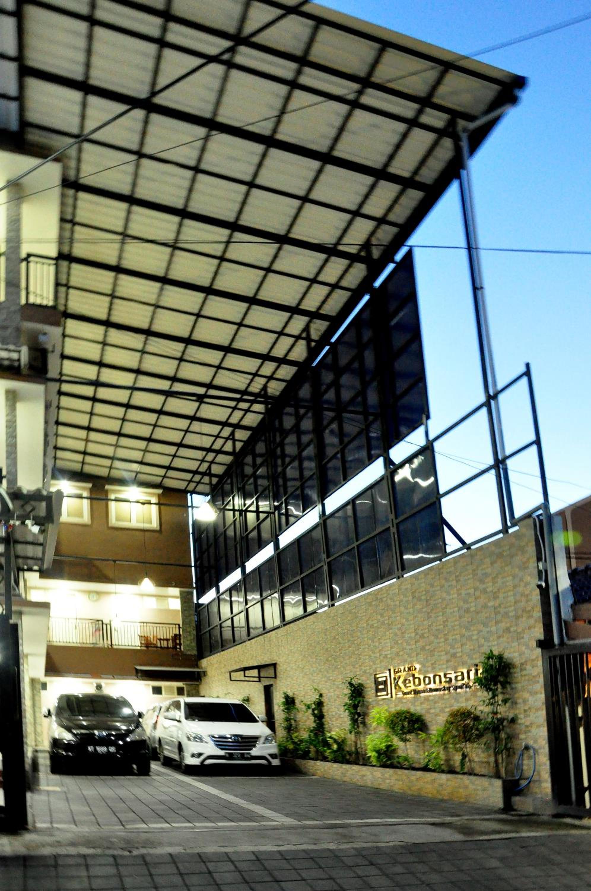 Grand Kebonsari Guesthouse