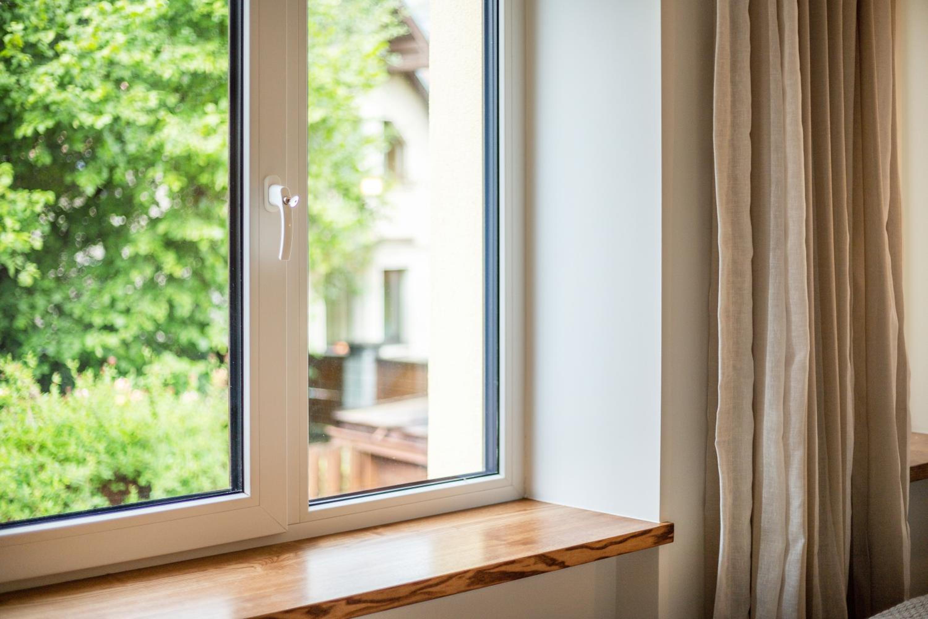 Bright and Cosy 1BDR apartment Kaunas Centre view 5