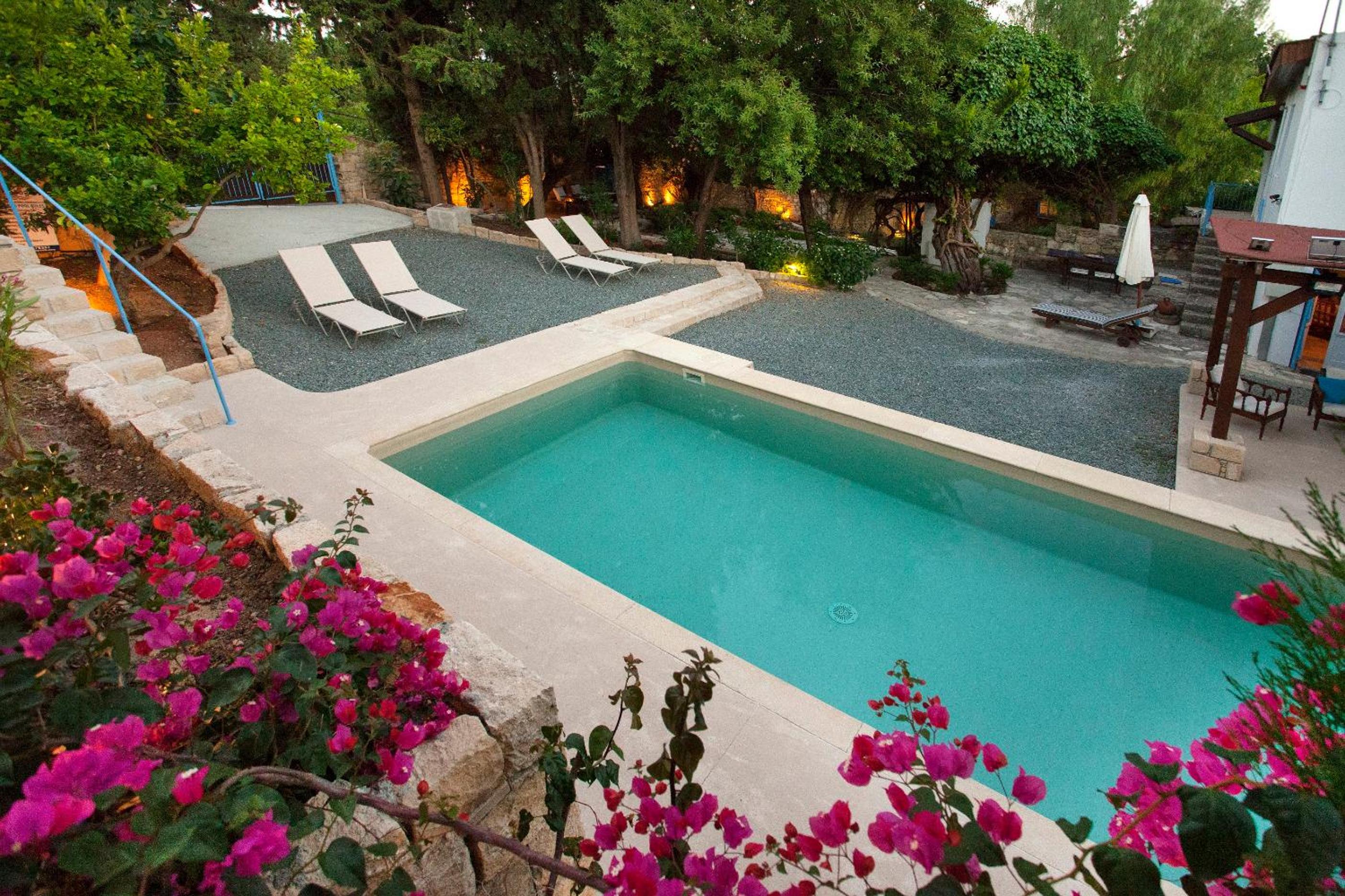 Cecilias Courtyard
