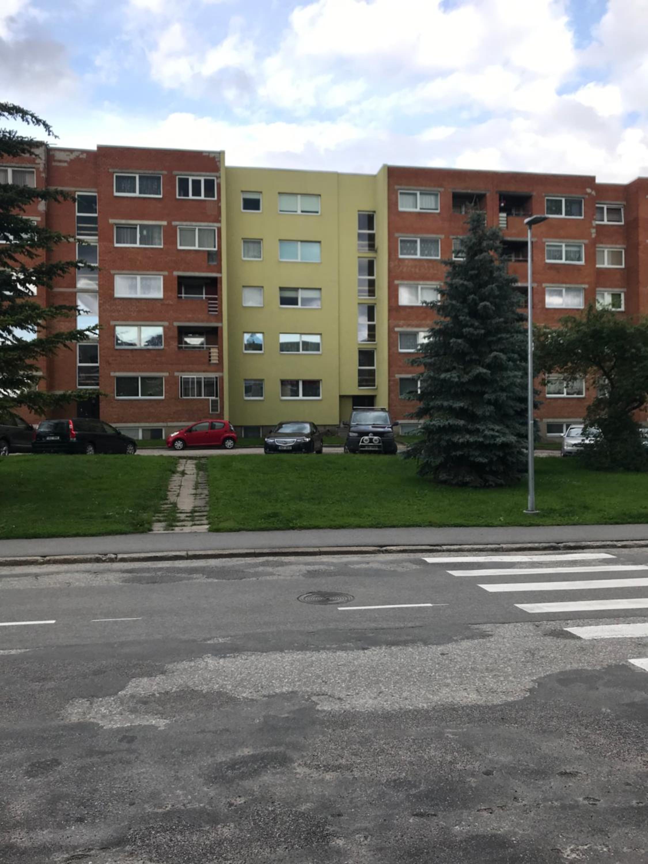 1-Bedroom apartment in city centre view 3