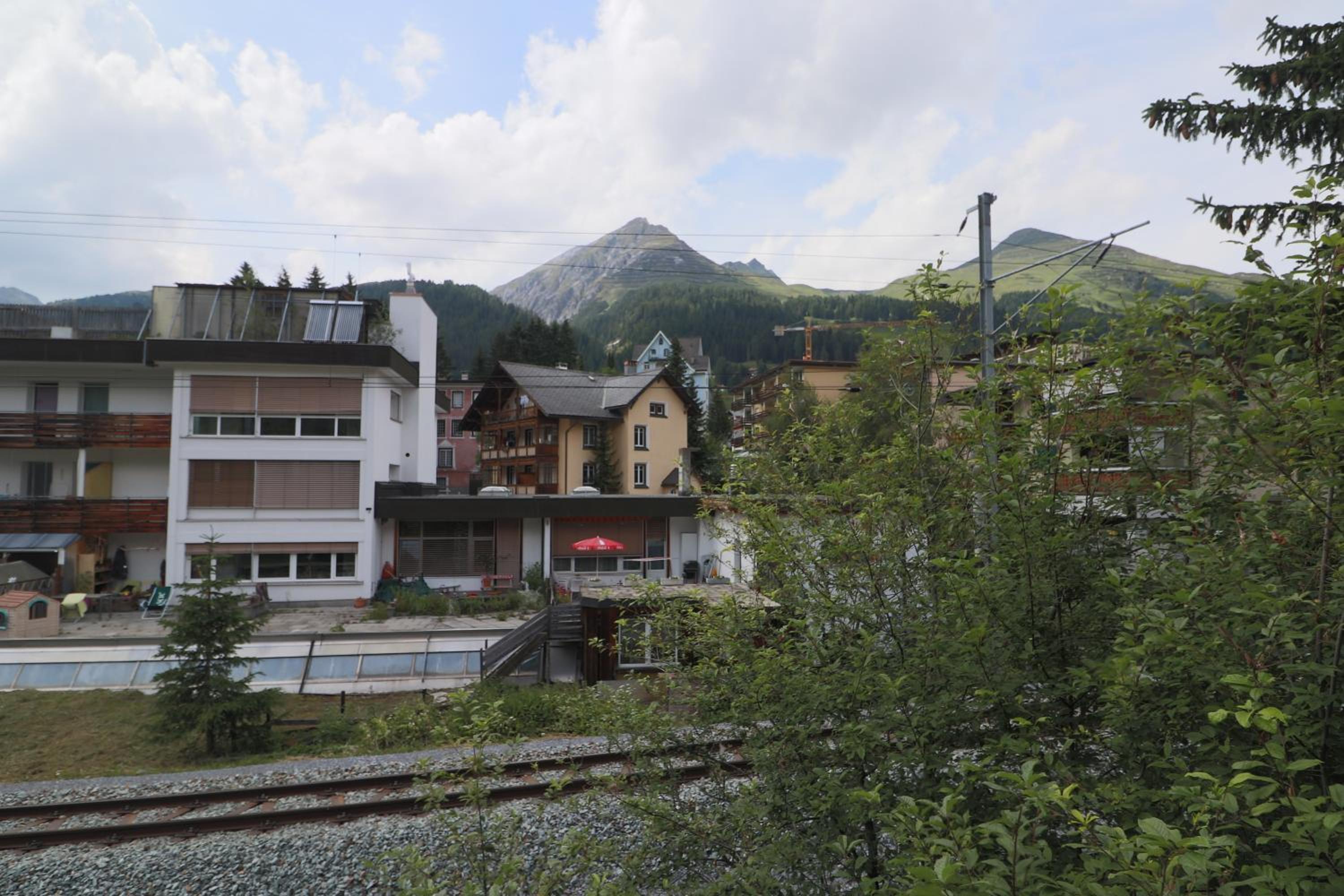 Photo 100