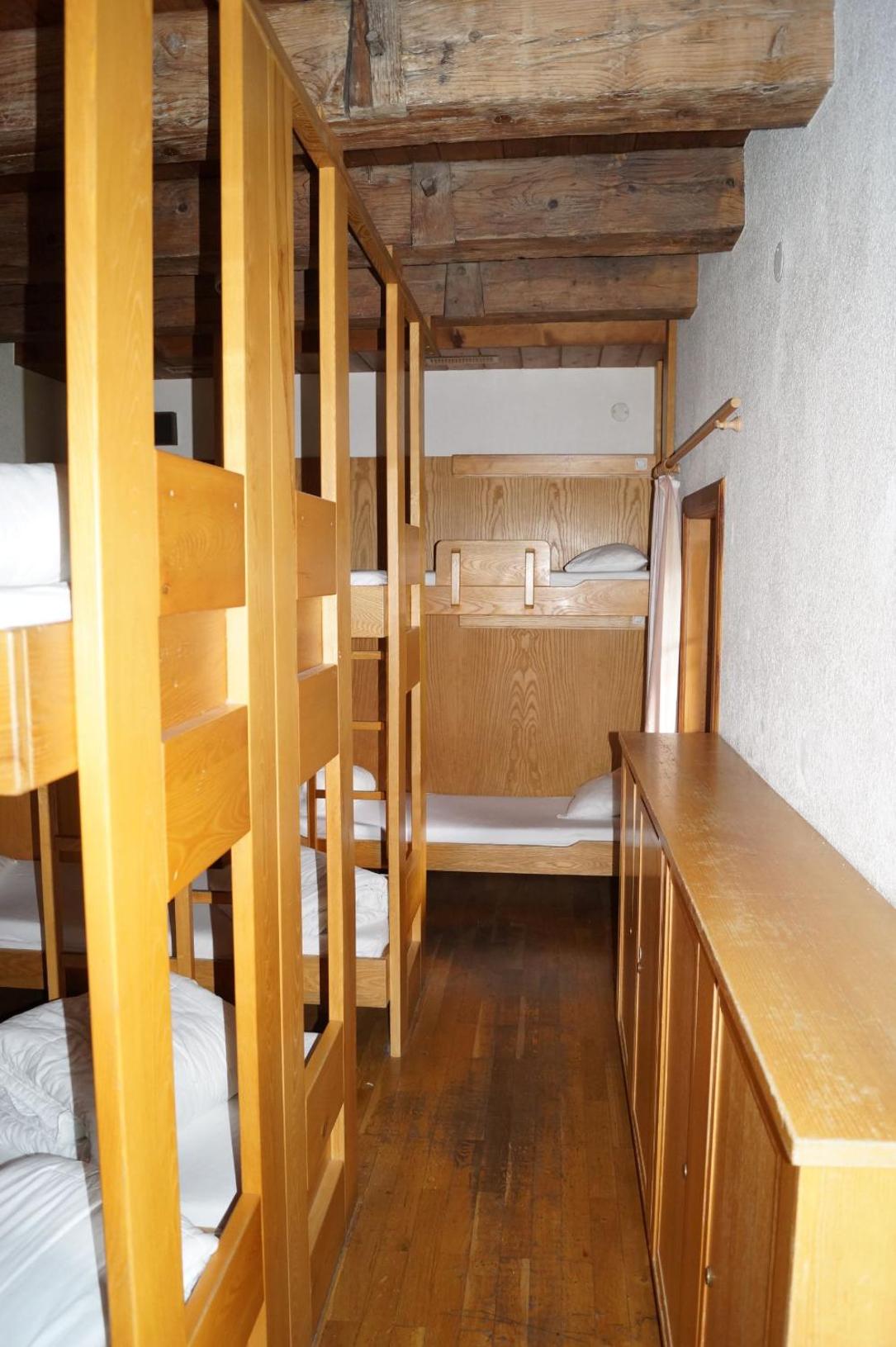 Photo 31