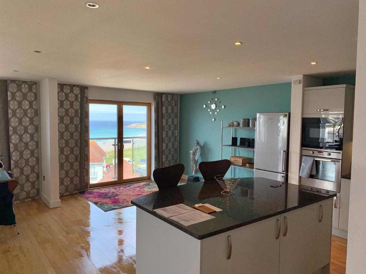 4-bedroom Penthouse - Fistral Beach view 2