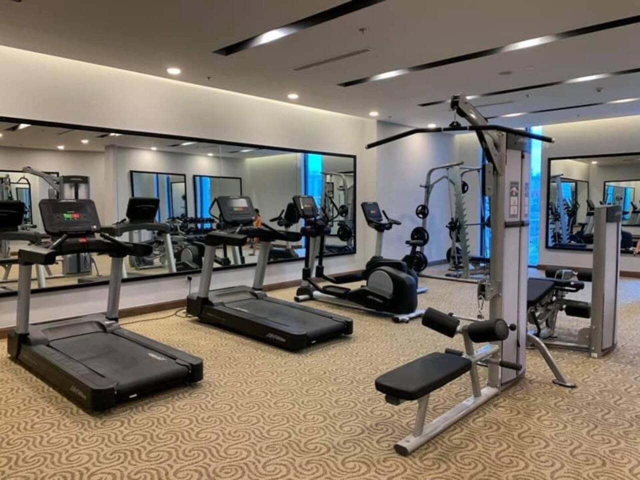 LUXURY APARTMENT VINHOMES SKYLAKE 5min to KEANGNAM
