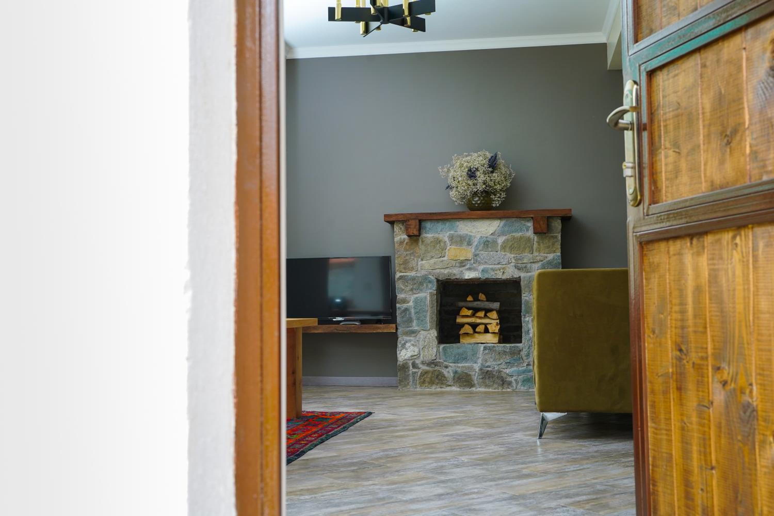CHALET DILIJAN VILLAS