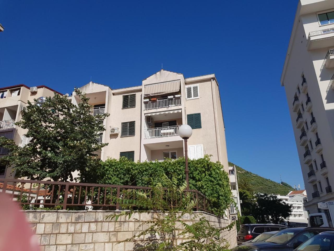 Emi view 2