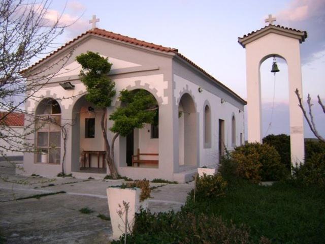 VILLA ANTHIMOS view 3
