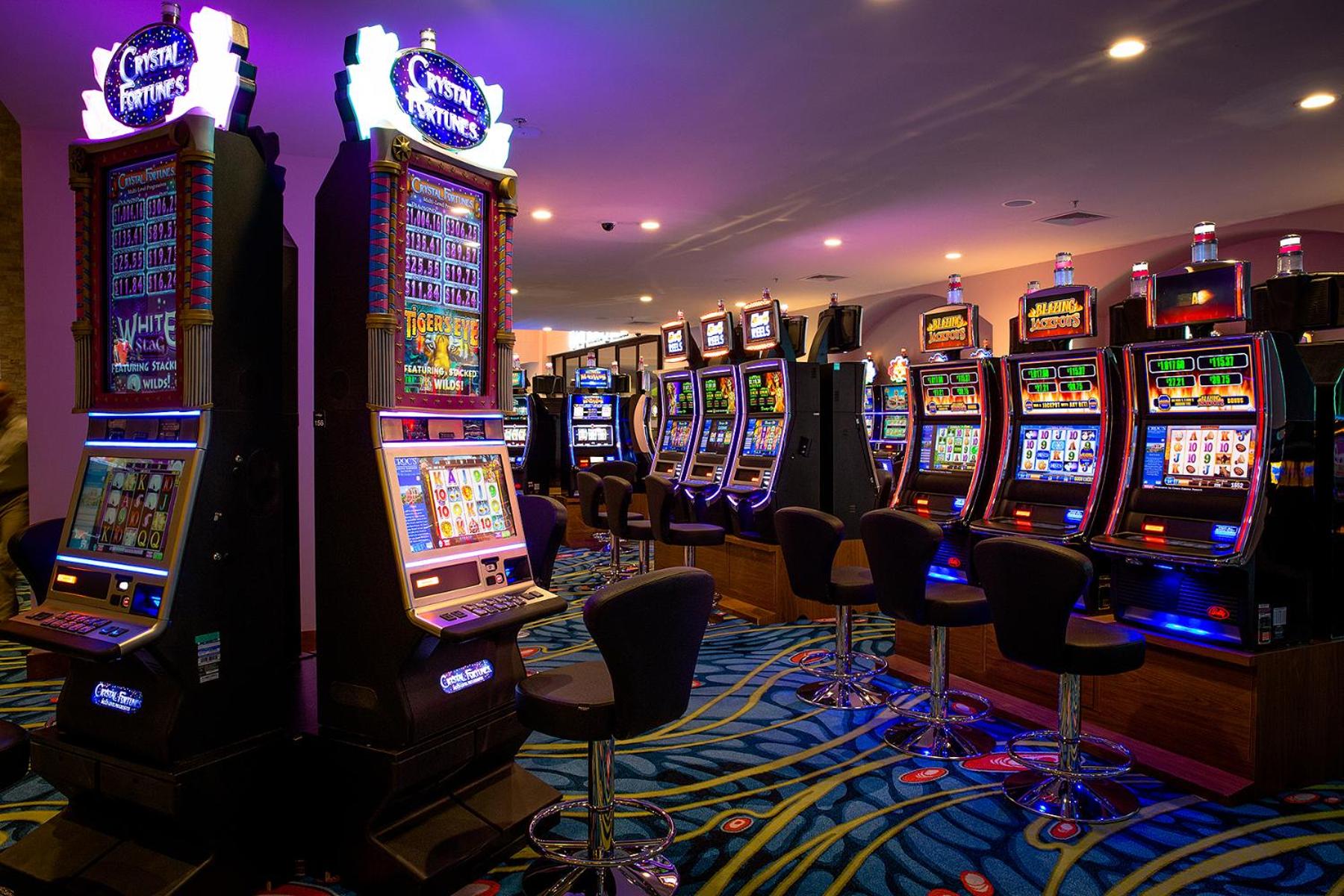Crocs Resort & Casino view 3