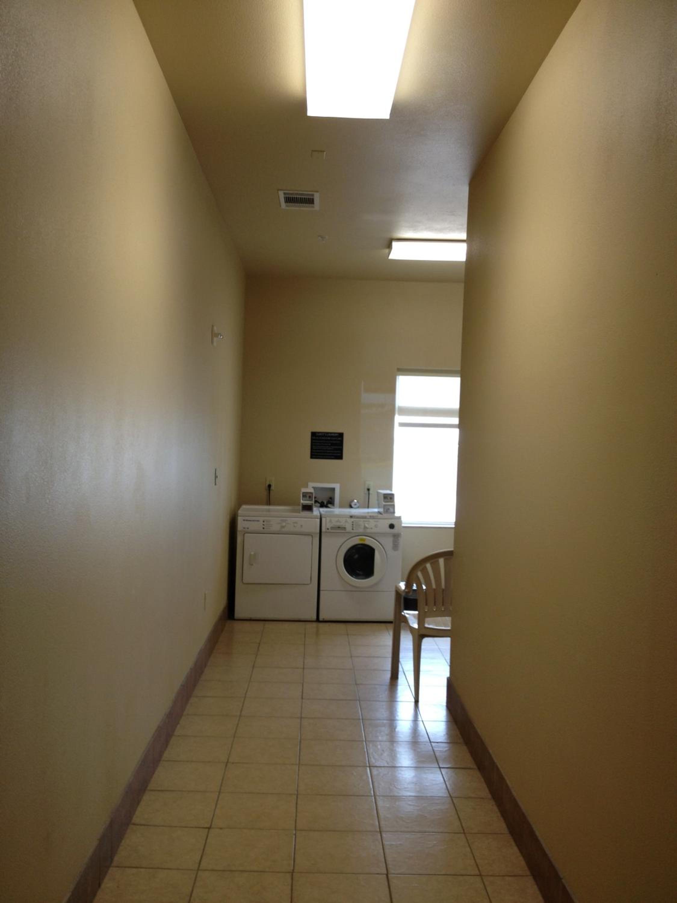 Photo 33